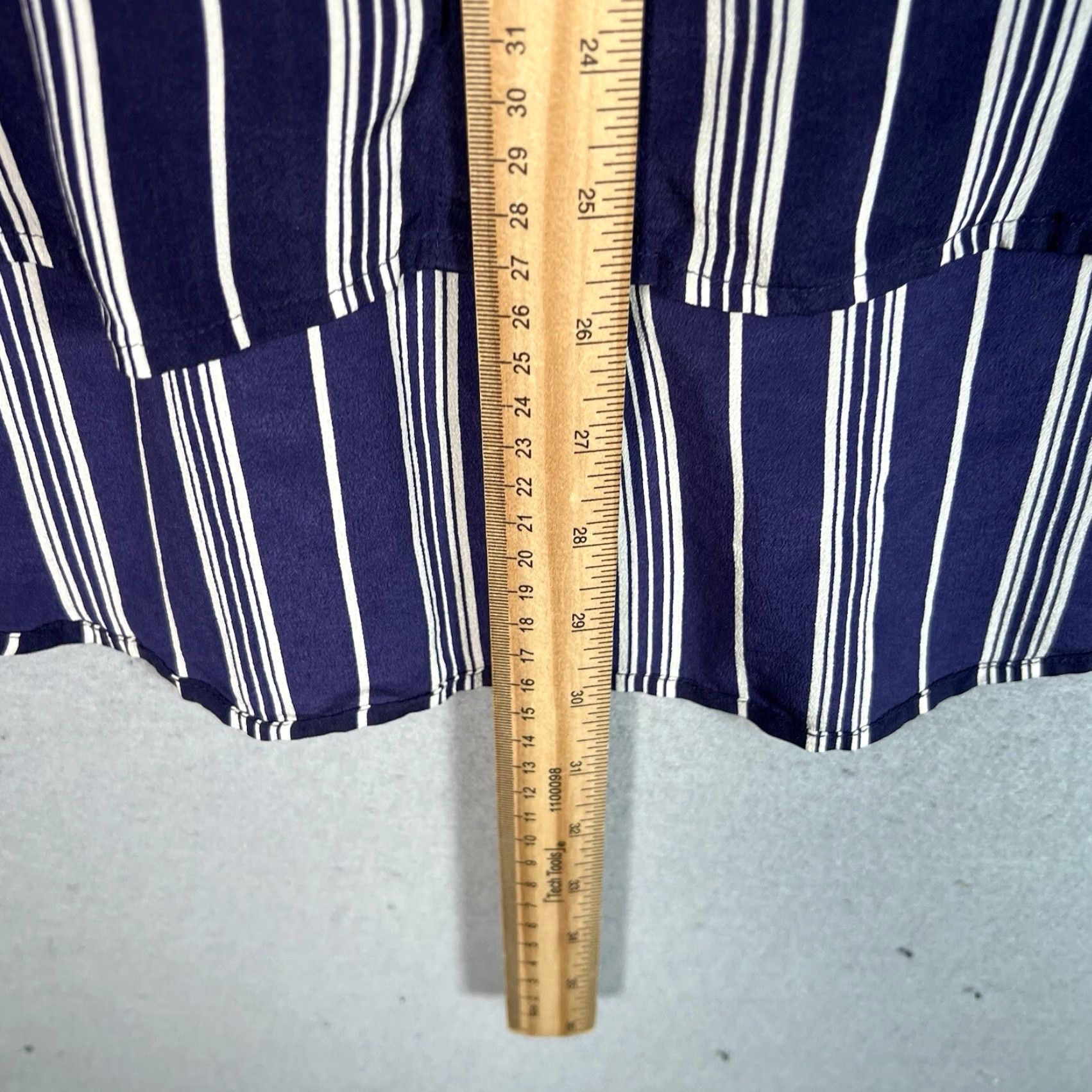 Madewell Madewell Striped Button Collar Shirt Womens Medium Blue Long Sleeve Size M / US 6-8 / IT 42-44 - 3 Thumbnail