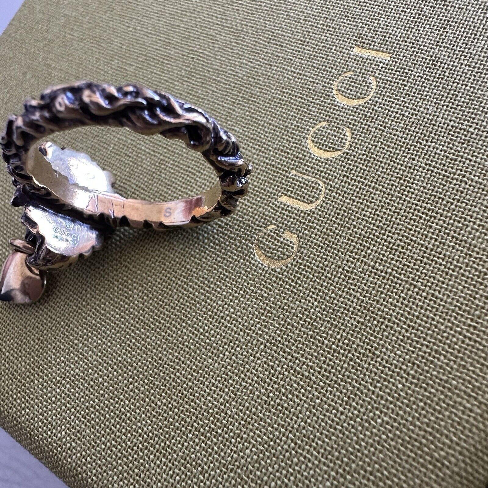 Gucci NEW Gucci Ring Lion Head Heart Gold Tone Metal Sz S Size ONE SIZE - 8 Thumbnail