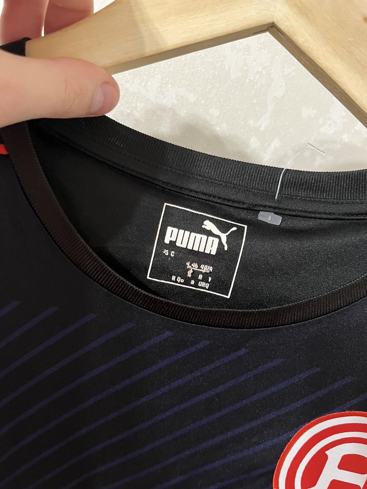 Other Puma Fortuna Dusseldorf 16/17 Third Jersey Size US S / EU 44-46 / 1 - 3 Thumbnail