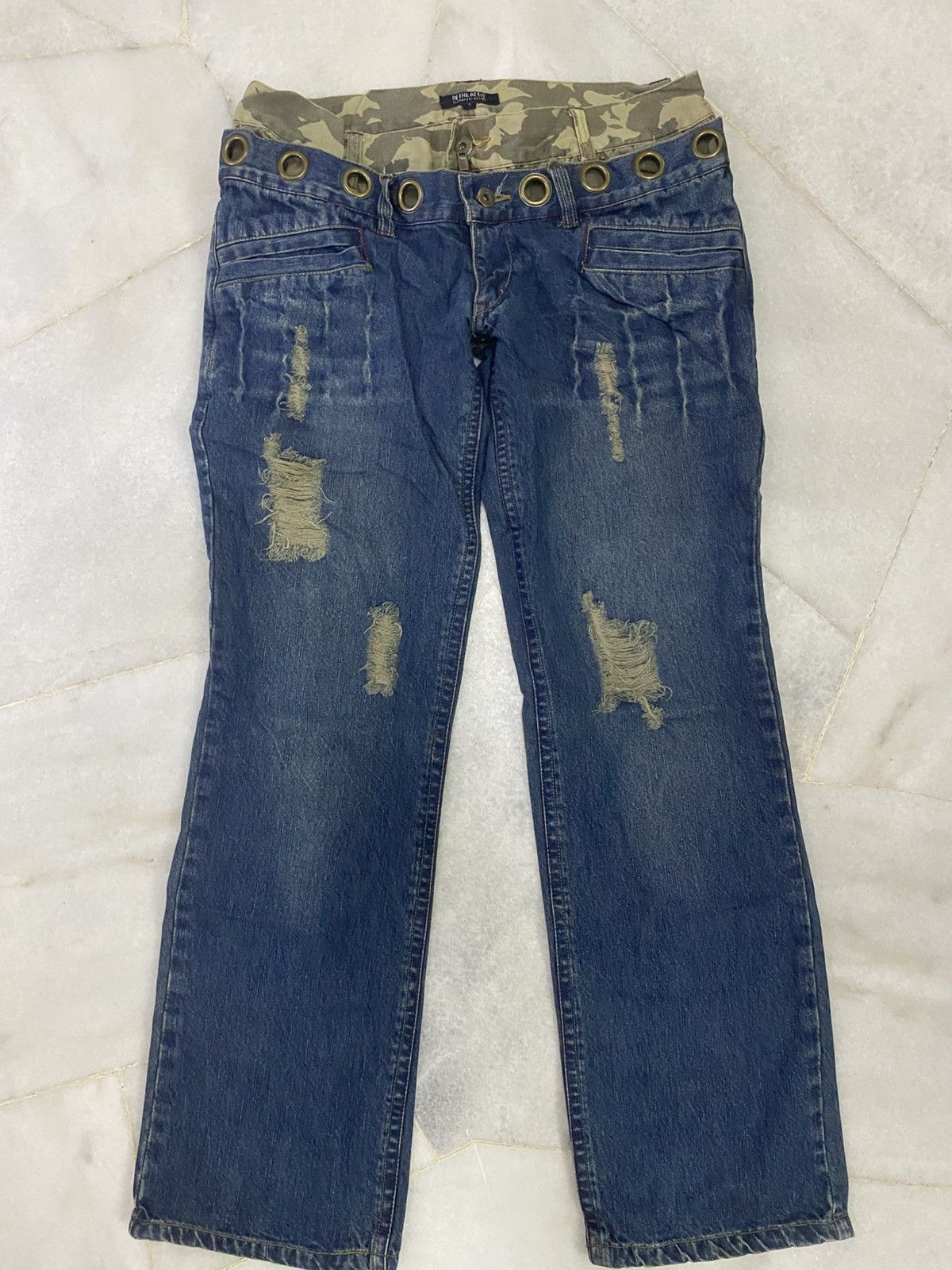 In The Attic Size 32x30 In The Attic Distressed Denim Jeans Size US 32 / EU 48 - 2 Thumbnail