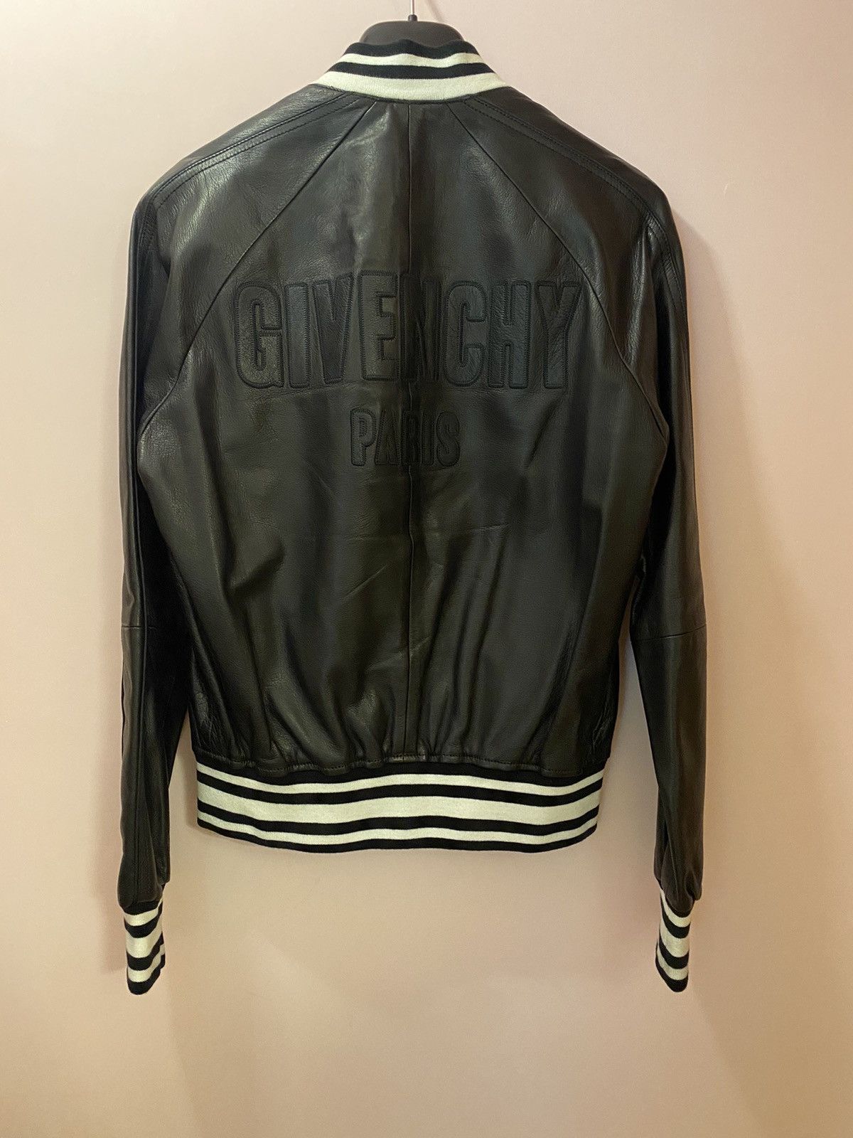 Givenchy Givenchy black logo leather bomber jacket 44 Size US S / EU 44-46 / 1 - 3 Thumbnail