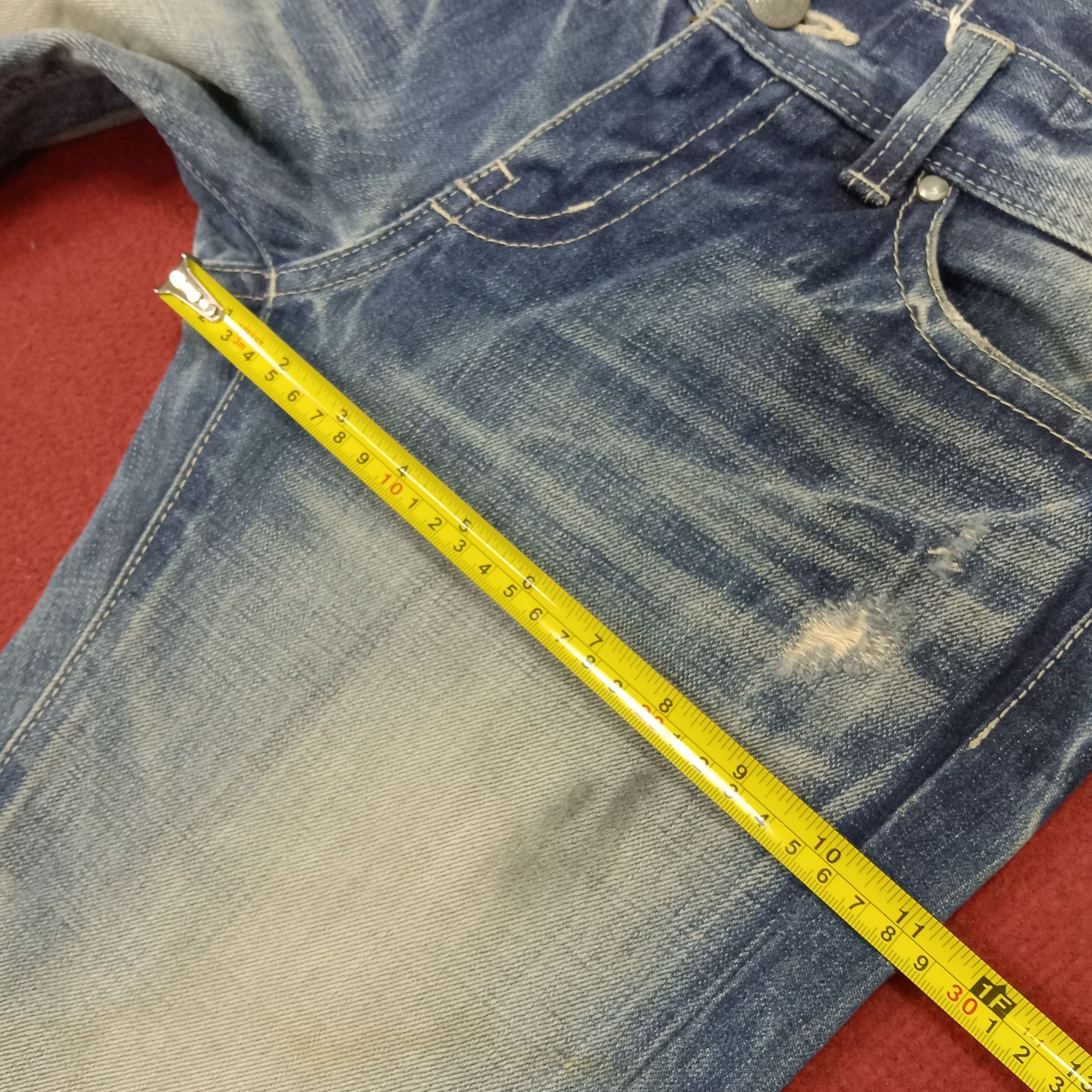 Vanquish Vanquish Gold Distressed Jeans Rock Punk Style Size 31" - 9 Thumbnail