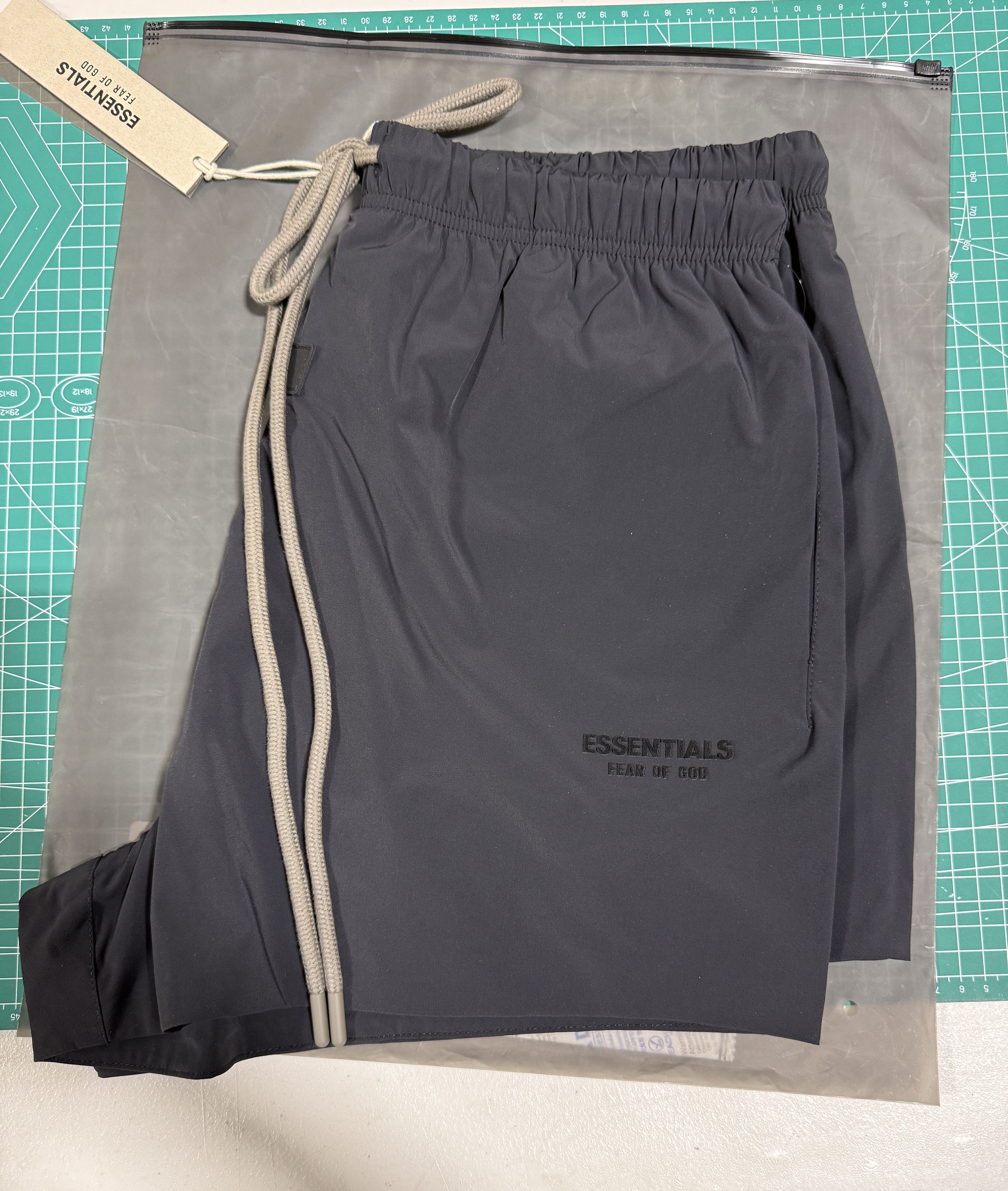 Essentials FOG Core Collection Nylon Running Short Black Sz XS Size US 30 / EU 46 - 4 Thumbnail