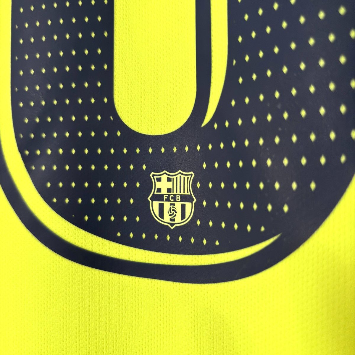 Nike 2018 2019 Barcelona Messi Nike Away Kit Soccer Jersey Shirt Size US S / EU 44-46 / 1 - 13 Thumbnail