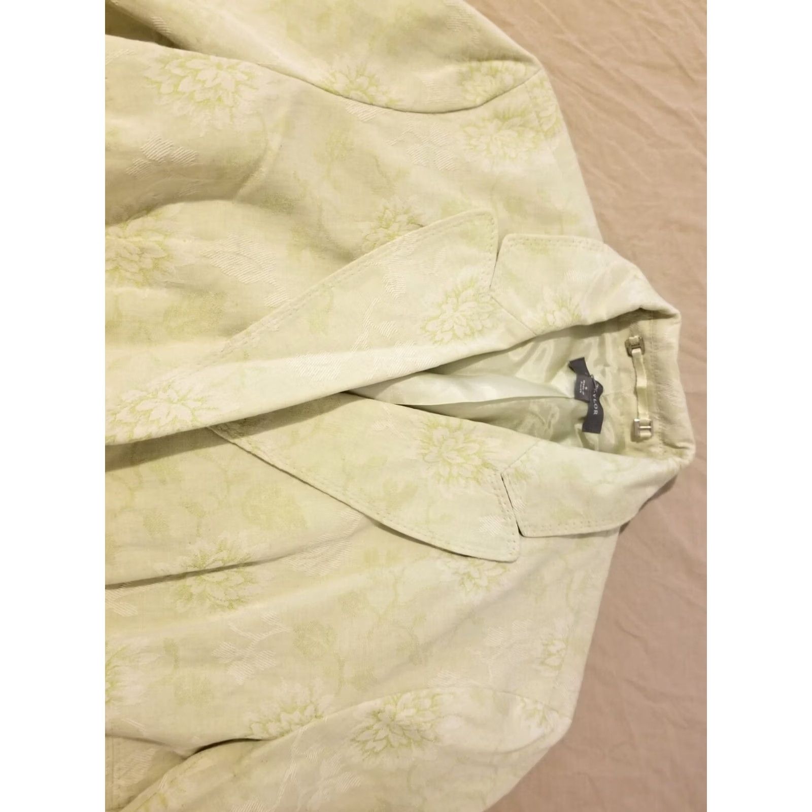 Ann Taylor Womens Ann Taylor Blazer Jacket 6 Green Cotton Regular Womens Size 6 Blazer Green Clothing Basic Jacket Size M / US 6-8 / IT 42-44 - 2 Thumbnail