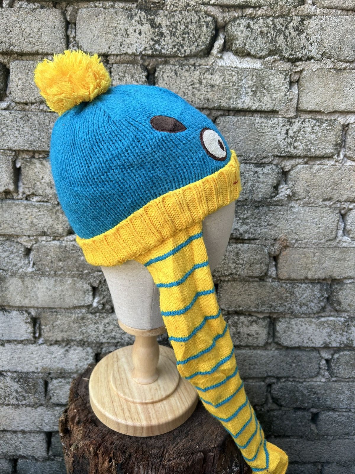 Anime × Disney Unknown Cartoon Character Beanie Hats Size ONE SIZE - 6 Thumbnail