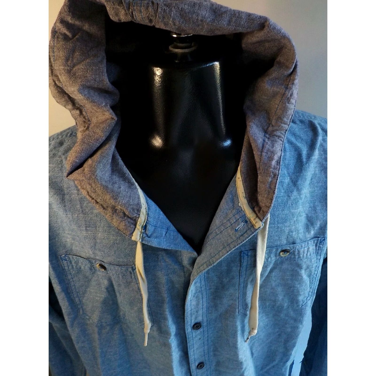 Vintage MODERN AMUSEMENT Hooded Button Front Denim Shirt Jacket XL Blue Men Casual Cotton 2 Chest Pockets 2 Side Pockets Long Sleeve Button-Up Size US XL / EU 56 / 4 - 2 Thumbnail