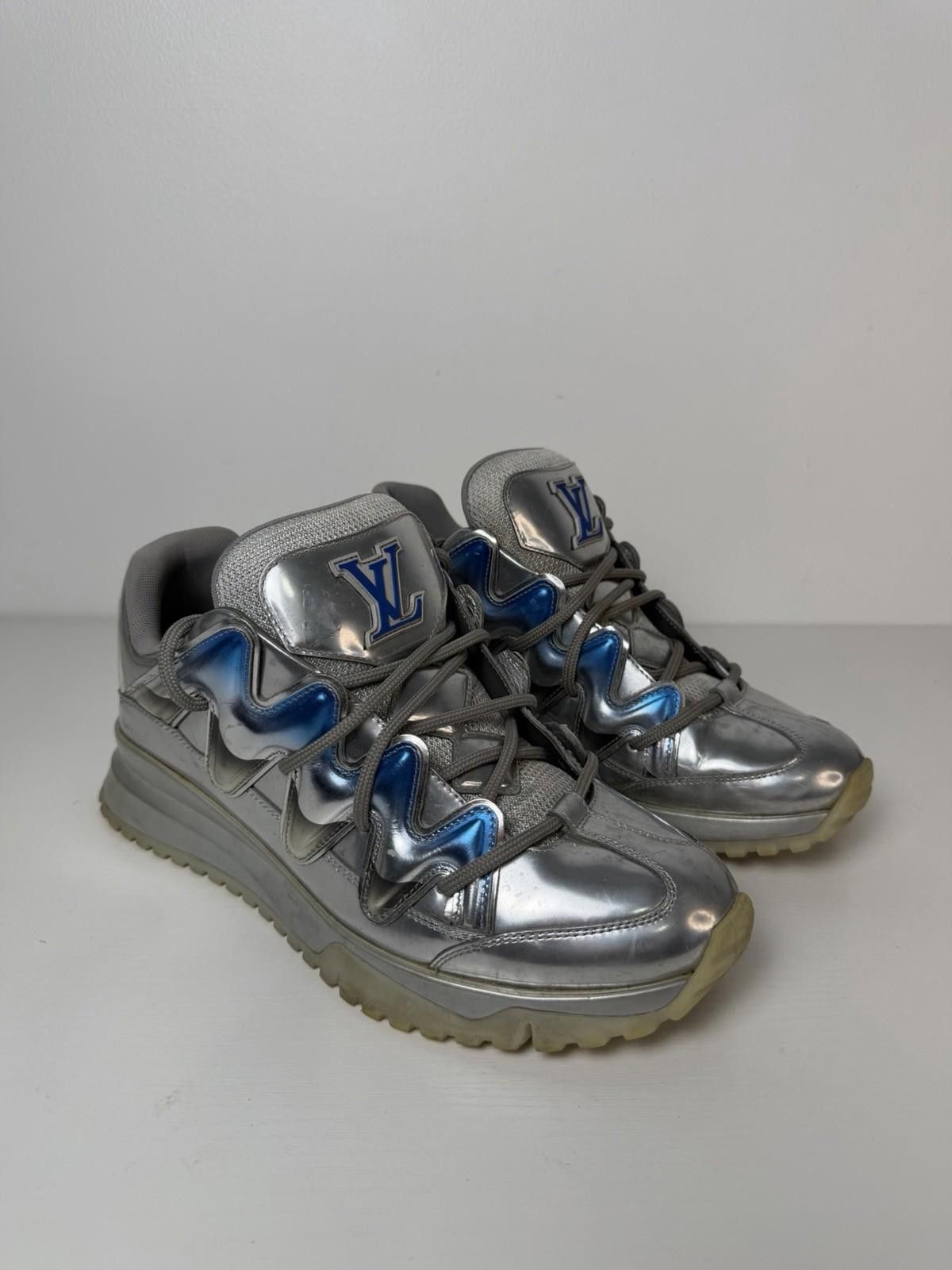 Louis Vuitton Louis Vuitton Zig Zag Sneaker Silver Blue SZ 7 LV (US 9) Size US 9 / EU 42 - 1 Thumbnail