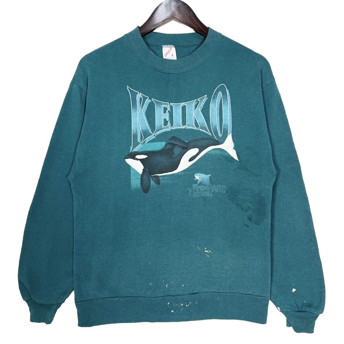 Image of Jerzees x Movie Vintage 90's Keiko Free Willy Classic Movie Sweatshirt in Green, Men's (Size Small)