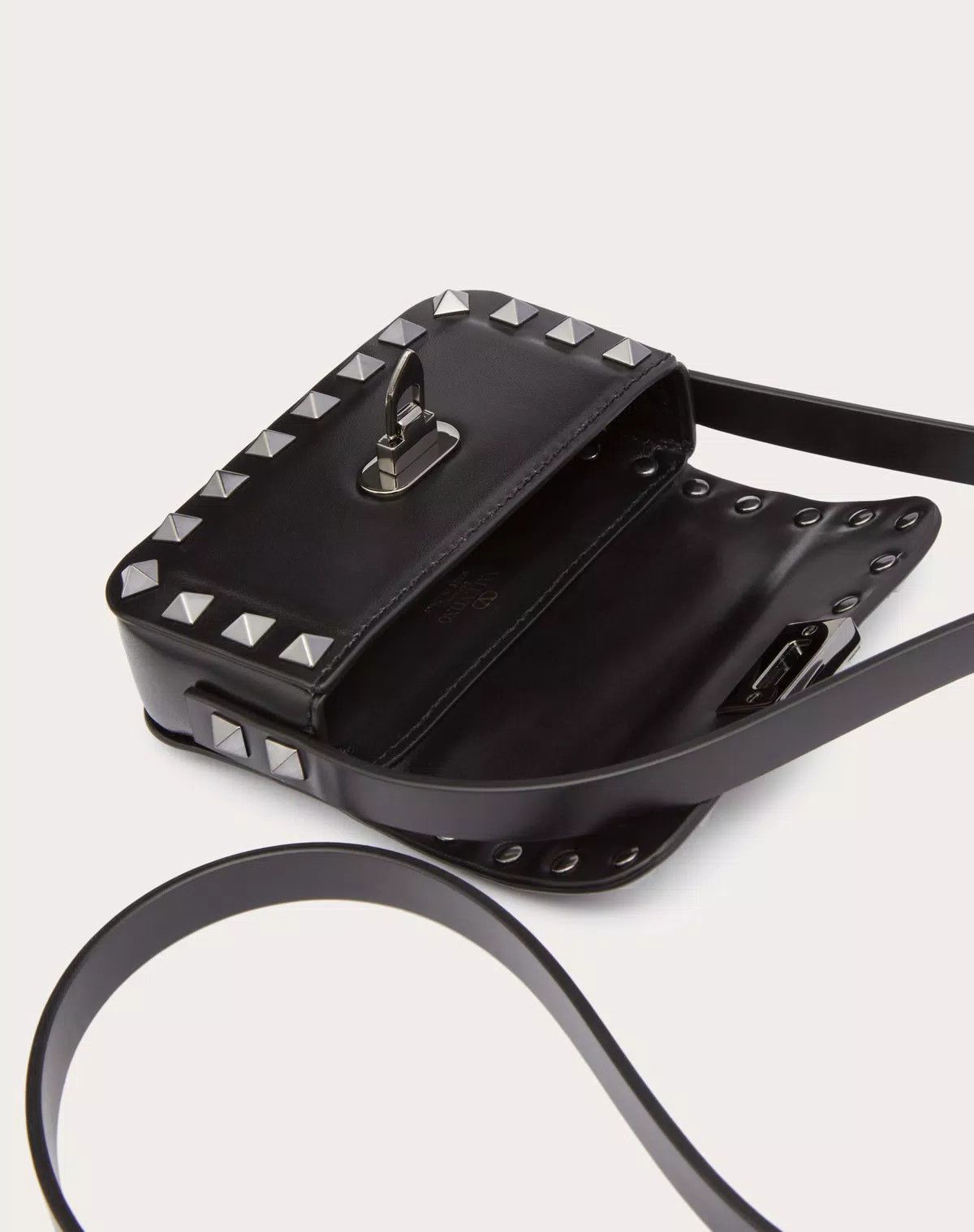 Valentino o1s1wg110426 Size: OS / Rockstud23 Calfskin Shoulder Bag Size ONE SIZE - 7 Thumbnail