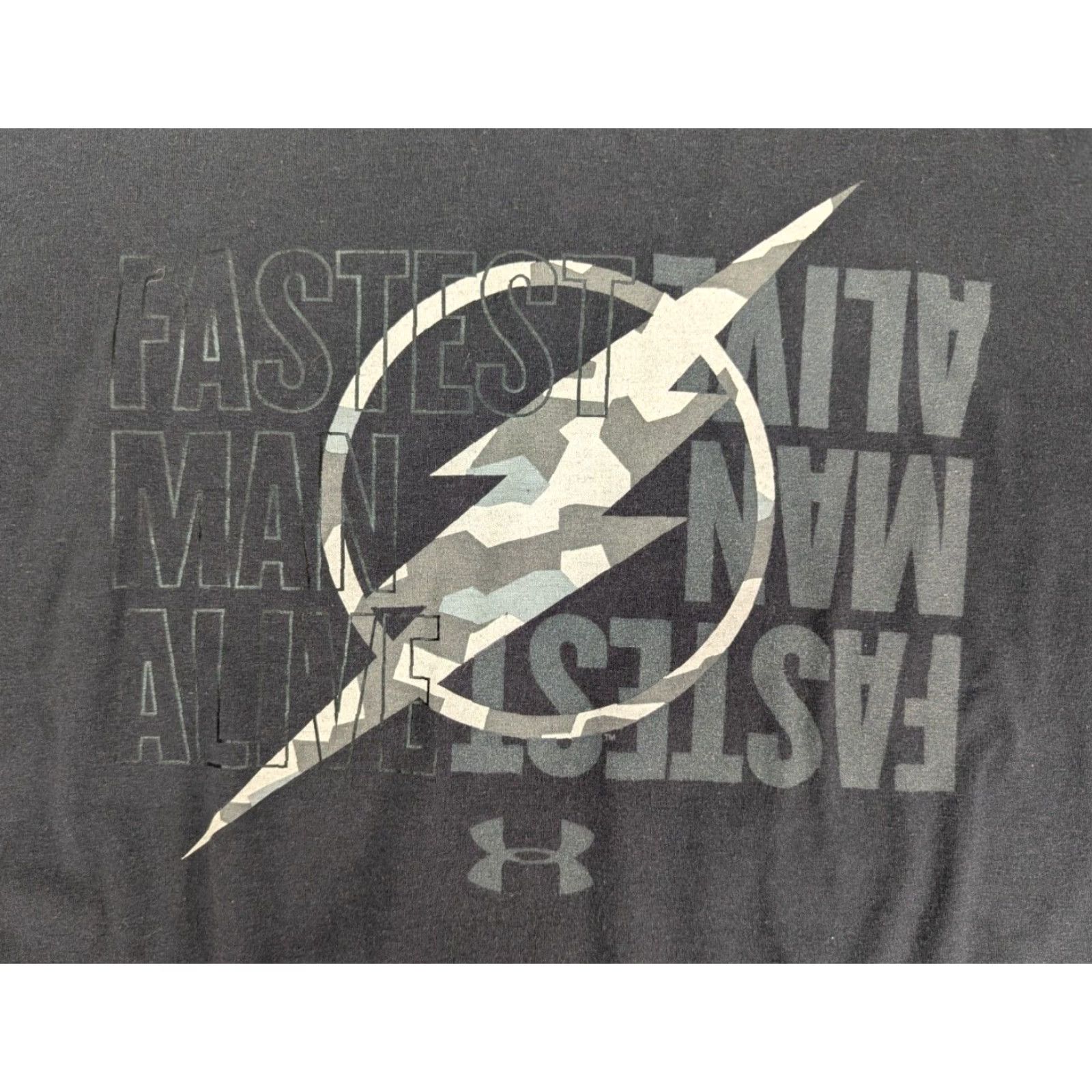 Under Armour Under Armour Shirt Men Small The Flash Camouflage Crew Neck Short Sleeve Justice League Size US S / EU 44-46 / 1 - 2 Thumbnail