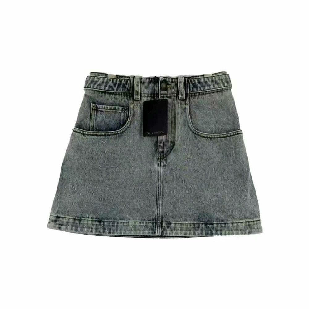 Louis Vuitton denim mini skirt with leather label Size 36" / US 14 / IT 50 - 1 Thumbnail