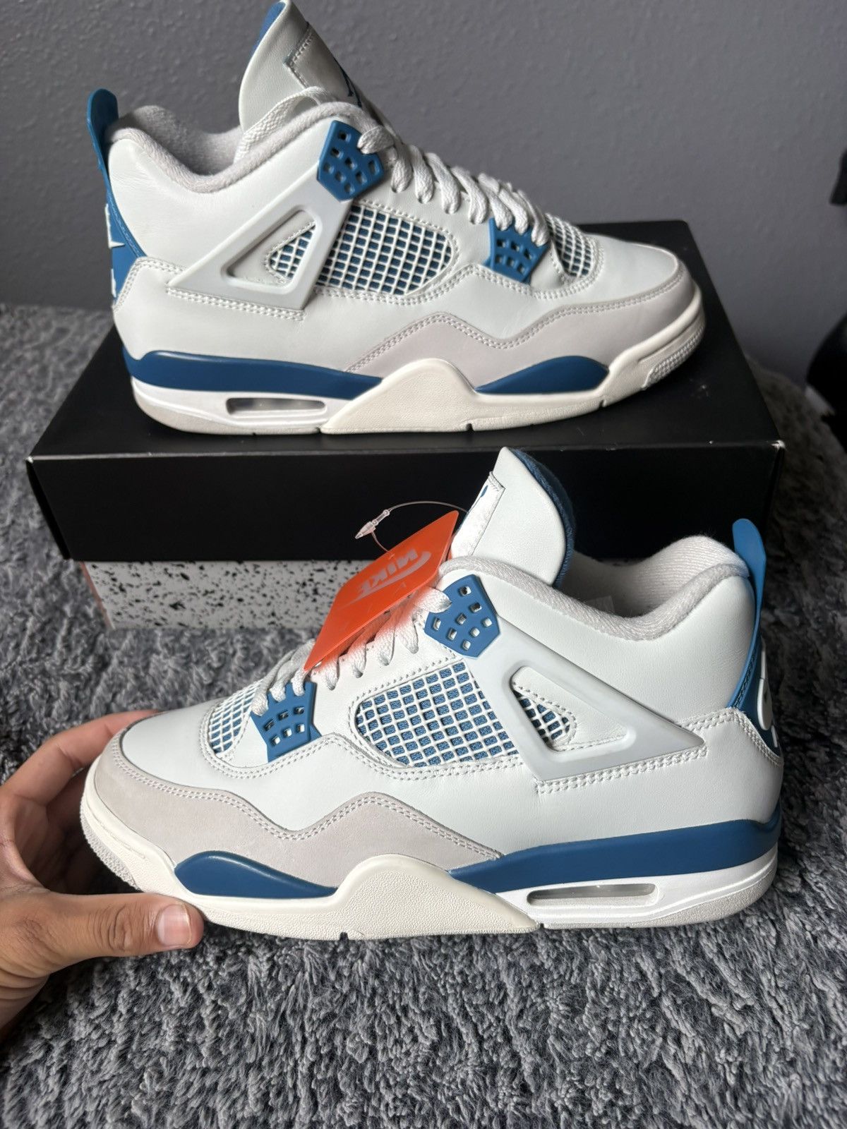 Jordan Brand Jordan 4 Military Blue Size 8.5 Size US 8.5 / EU 41-42 - 5 Thumbnail