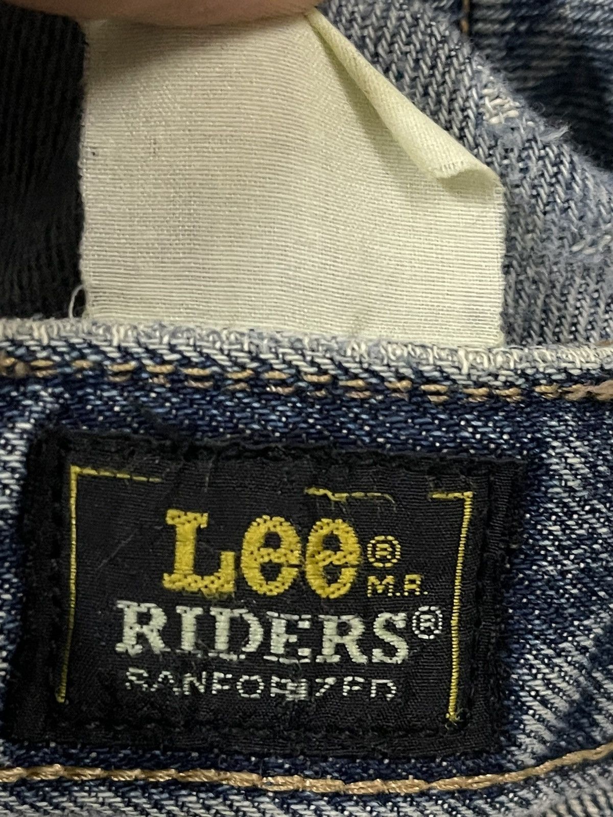 Lee Vintage 90s Lee Riders Blue Wash Distress Baggy Jeans Size US 27 - 9 Thumbnail