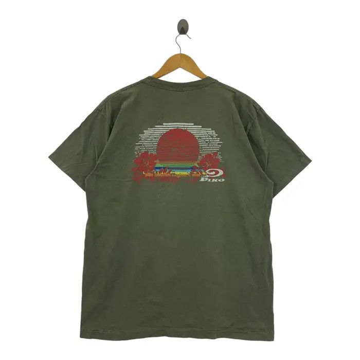 Vintage Vintage PIKO HAWAII SUNRISE Surf Longboard Tee Shirt Top Size US L / EU 52-54 / 3 - 3 Thumbnail