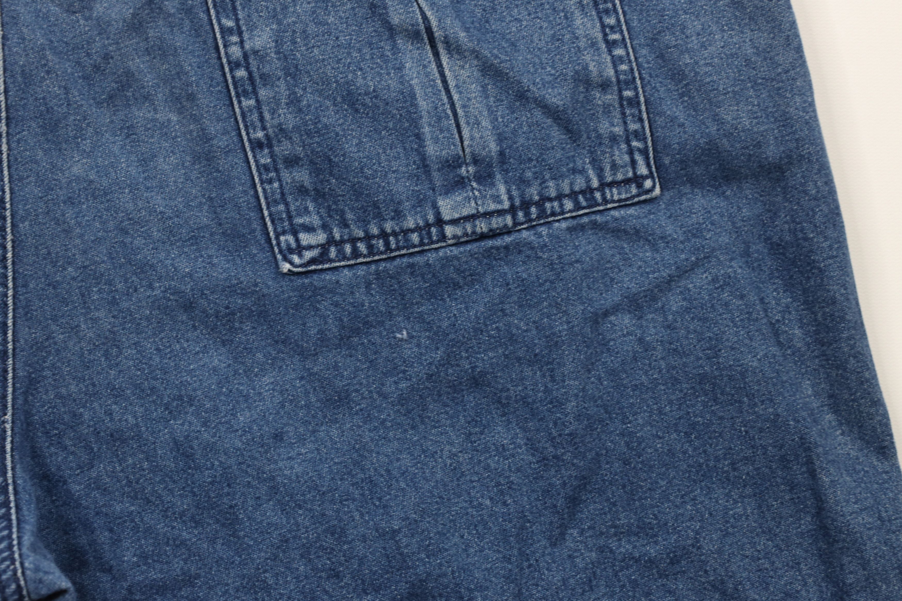 Vintage Vintage 90s Streetwear Above Knee Denim Cargo Shorts Jorts Size US 38 / EU 54 - 12 Thumbnail