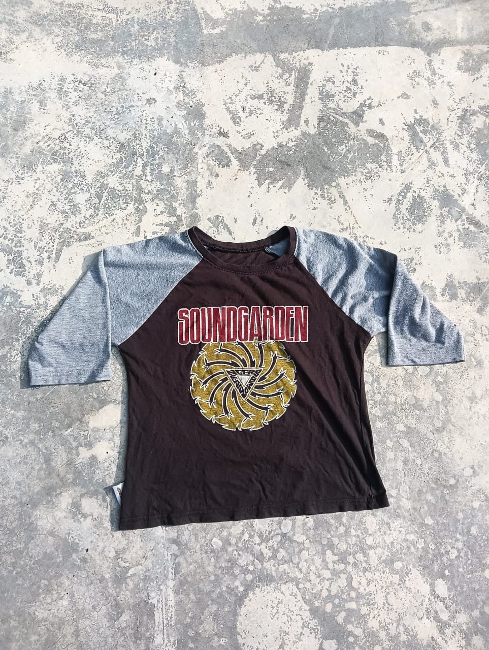 Band Tees Soundgarden bad motor finger kids shirt Size US XXS / EU 40 - 1 Thumbnail