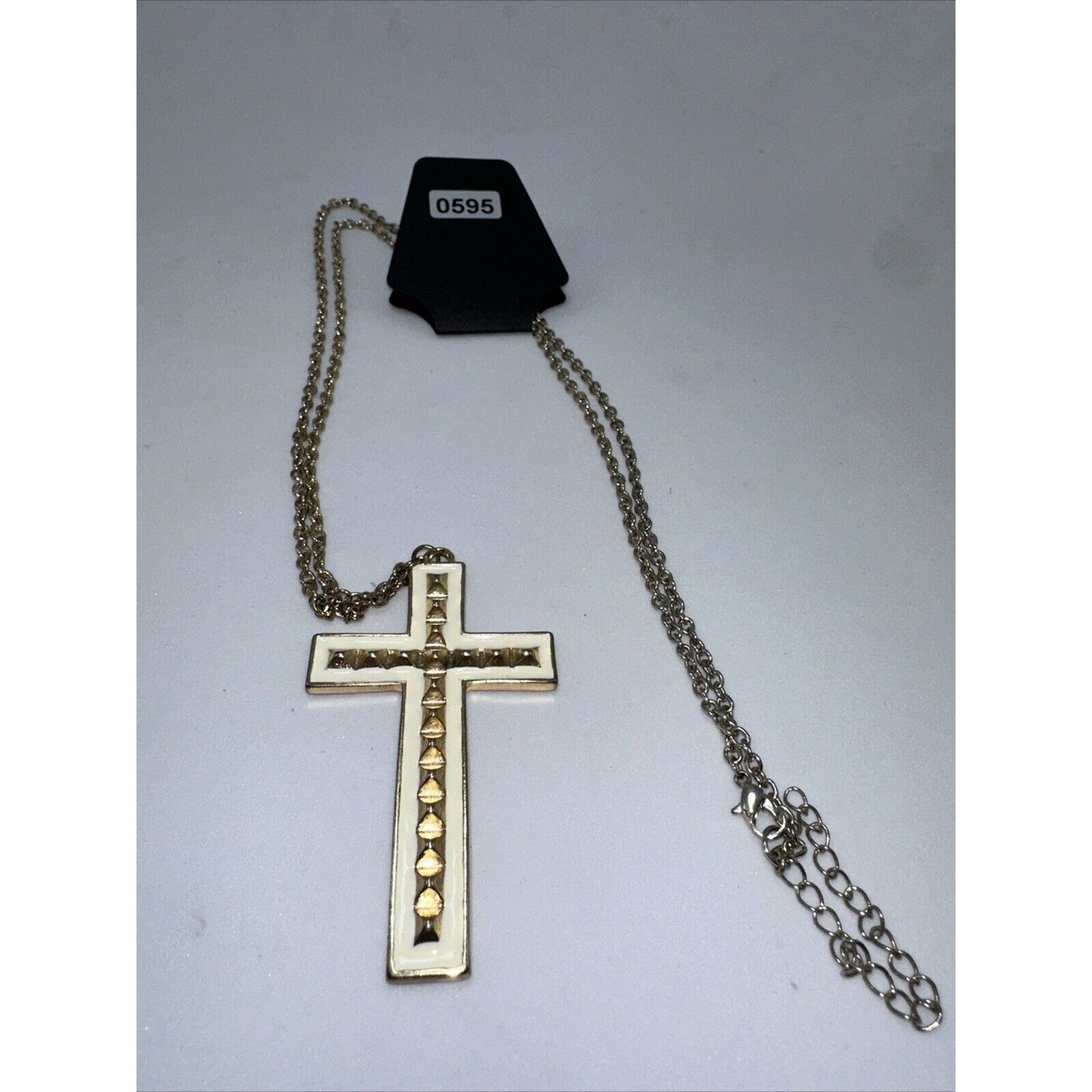 Other Cross Necklace Vtg White Enamel Gold Tone Rope Chain 28” Size ONE SIZE - 8 Thumbnail
