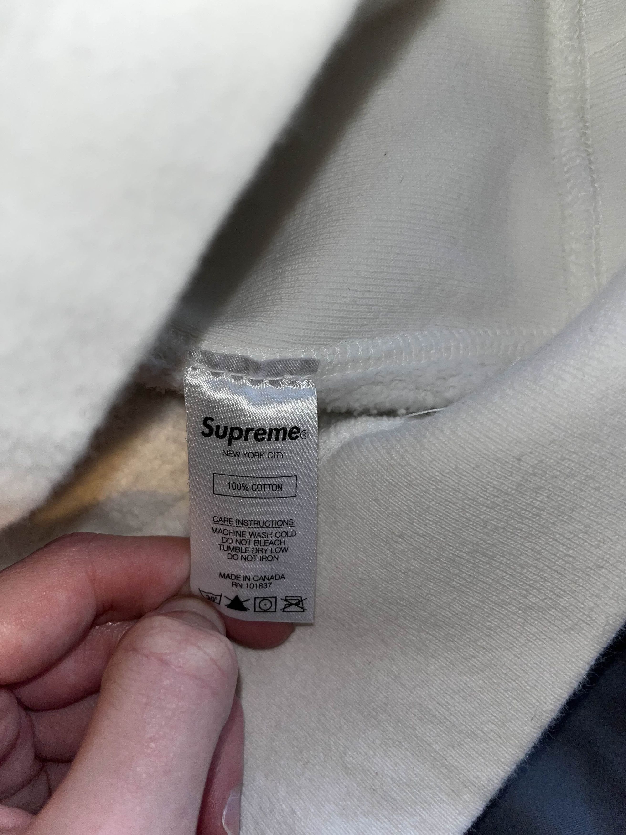 Supreme Supreme Small Box Logo Hoodie Size US M / EU 48-50 / 2 - 6 Thumbnail