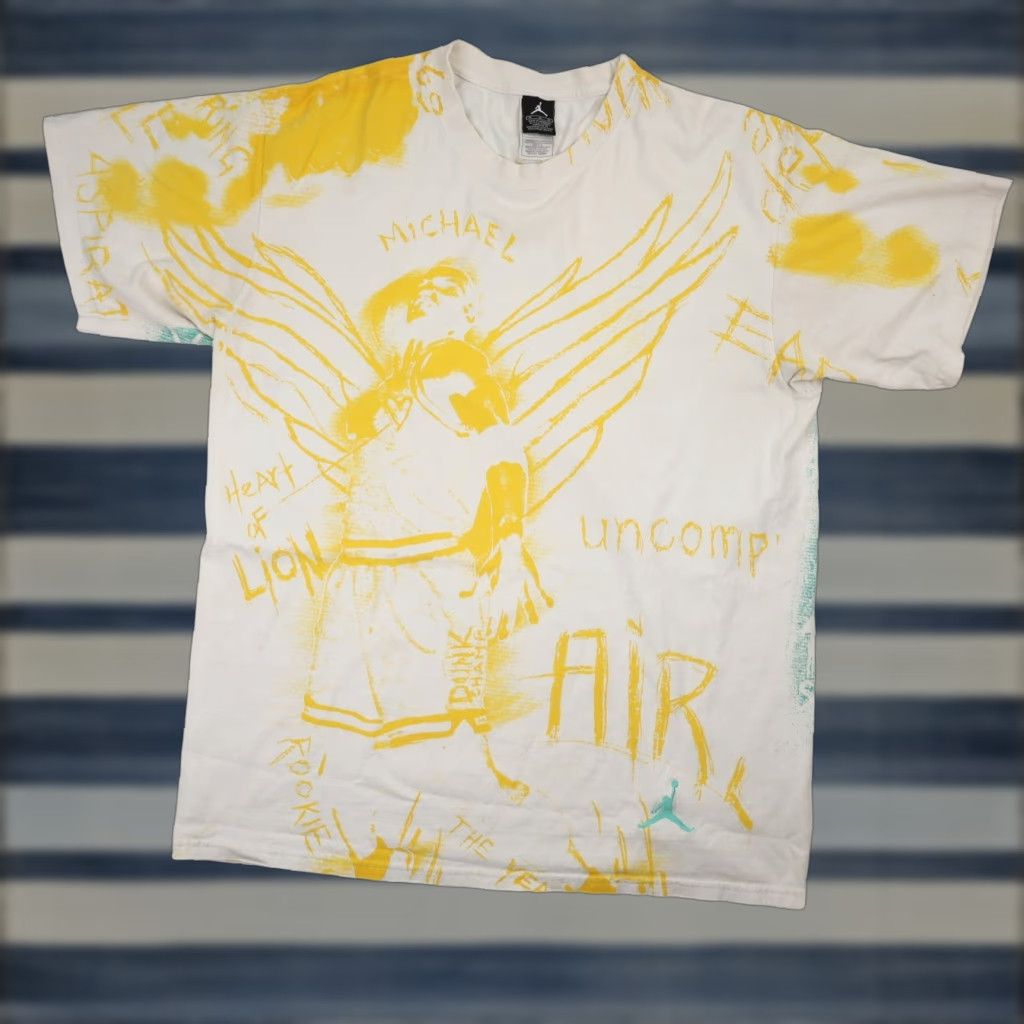 Nike VINTAGE Nike Air Jordan T-Shirt XL Men White Allover Print Graphic Shirt Mens XL White Size US XL / EU 56 / 4 - 1 Thumbnail