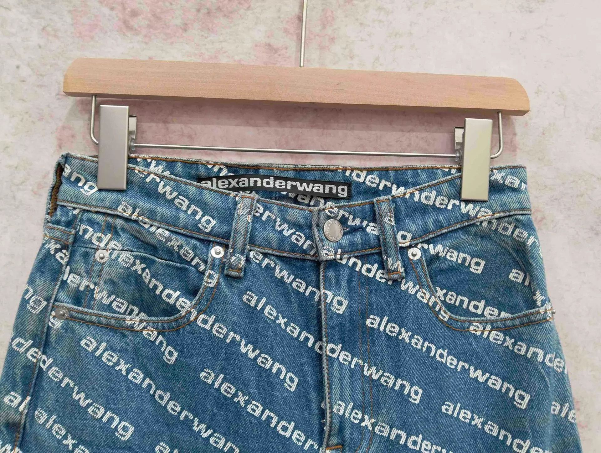 Alexander Wang Alexander Wang All-Over Print Denim Jeans 25 95 New Size 25" / US 0 / IT 36 - 6 Thumbnail