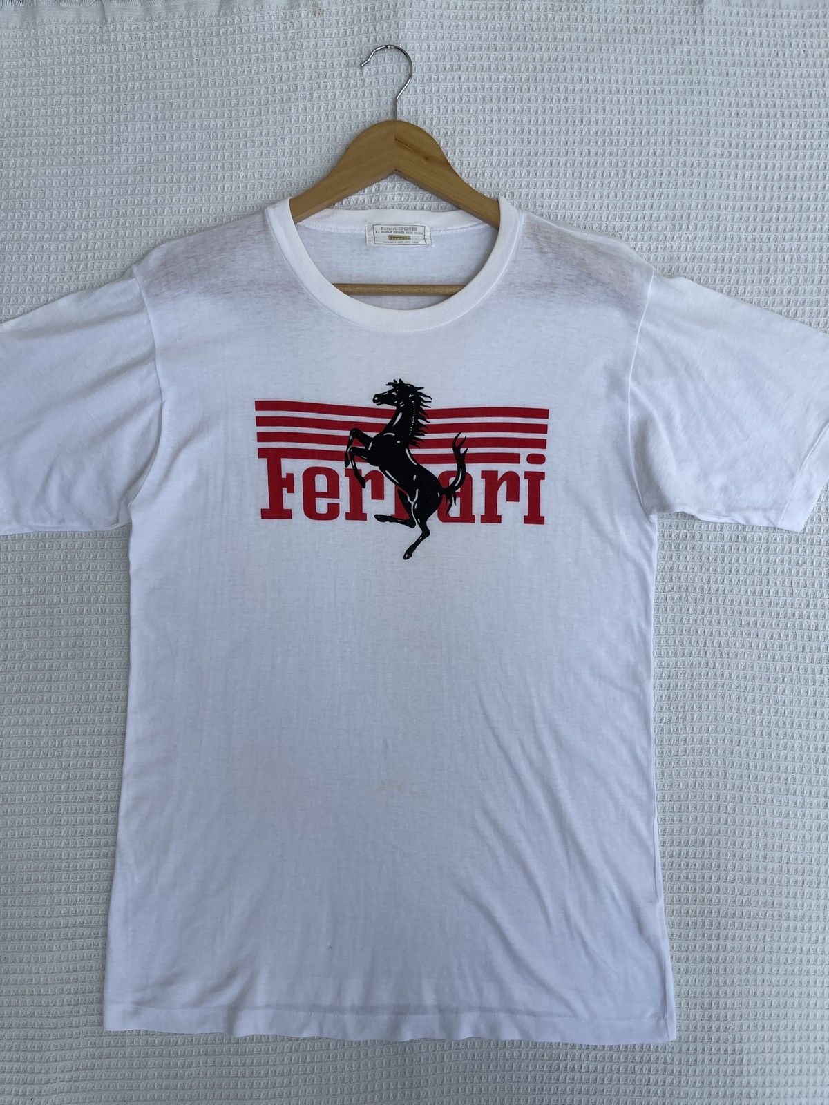 Ferrari × Formula 1 × Vintage Last Drop🔥Vtg 70s/80s Ferarri F-1 World Grand Prix Team Tee Size US M / EU 48-50 / 2 - 7 Thumbnail
