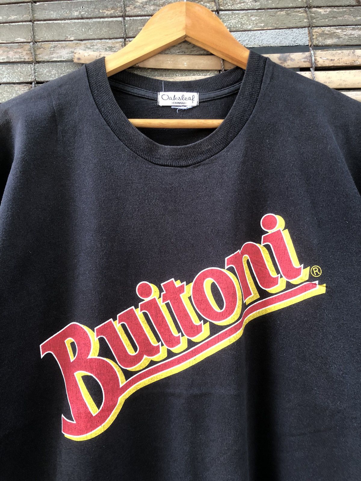 Japanese Brand 🔥Vintage 80s🔥Sunfaded Buitoni Spellout Tshirts Size US M / EU 48-50 / 2 - 2 Thumbnail