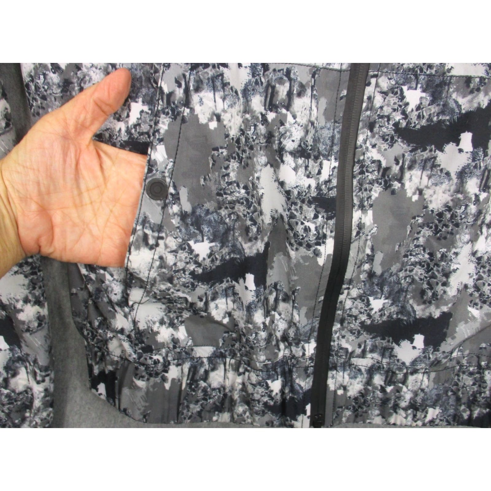 Hunter Hunter for Target Jacket Womens Small Gray Black Camo Hooded Windbreaker Size S / US 4 / IT 40 - 6 Thumbnail
