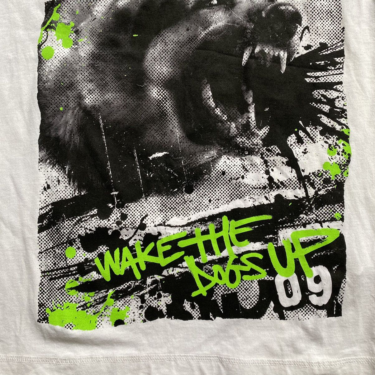 Band Tees THE PRODIGY Y2K BAND WAKE THE DOORS UP CRAZY PRINT T SHIRT Size US S / EU 44-46 / 1 - 3 Thumbnail