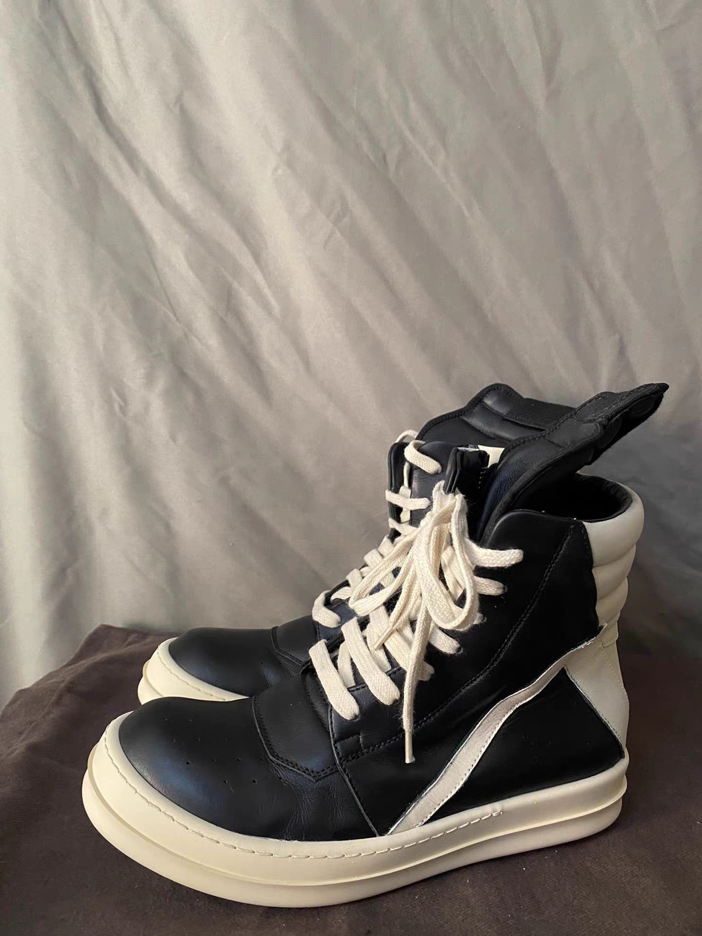 Rick Owens Rick Owens Mainline Triangle Size US 7 / IT 37 - 1 Thumbnail