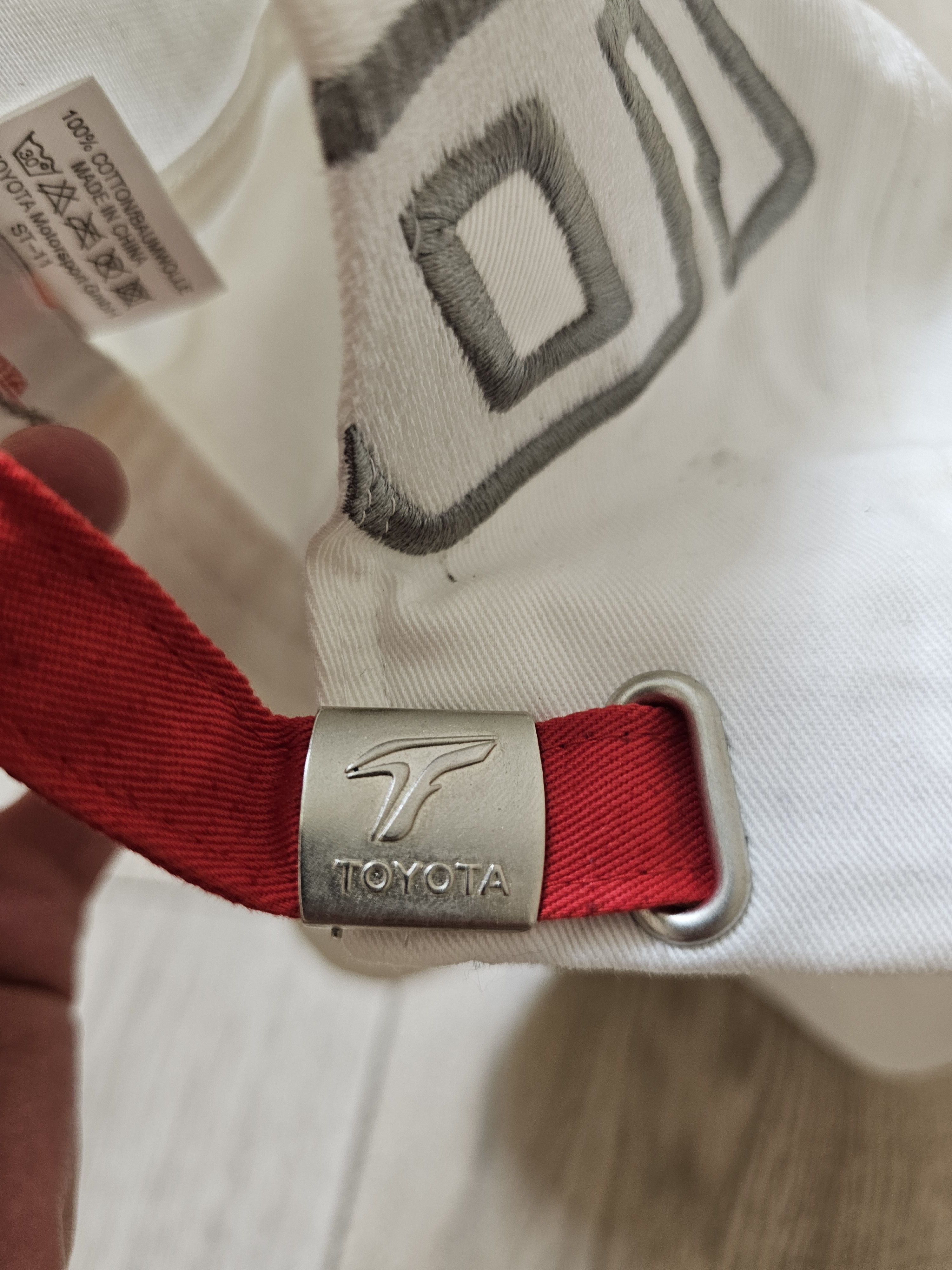 Formula 1 TOYOTA PANASONIC RACING VINTAGE CAP F1 TEAM TOYOTA WHITE CAP Size ONE SIZE - 10 Thumbnail