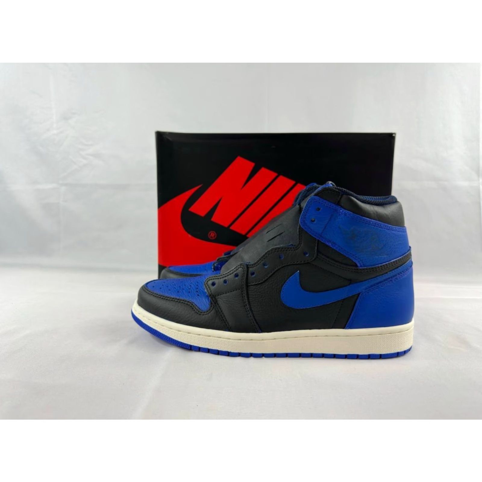 Jordan Brand Nike Air Jordan 1 Retro High Hyper Royal 555088-401 Sneakers Men Size 10 Blue Leather Custom Size US 10 / EU 43 - 4 Thumbnail