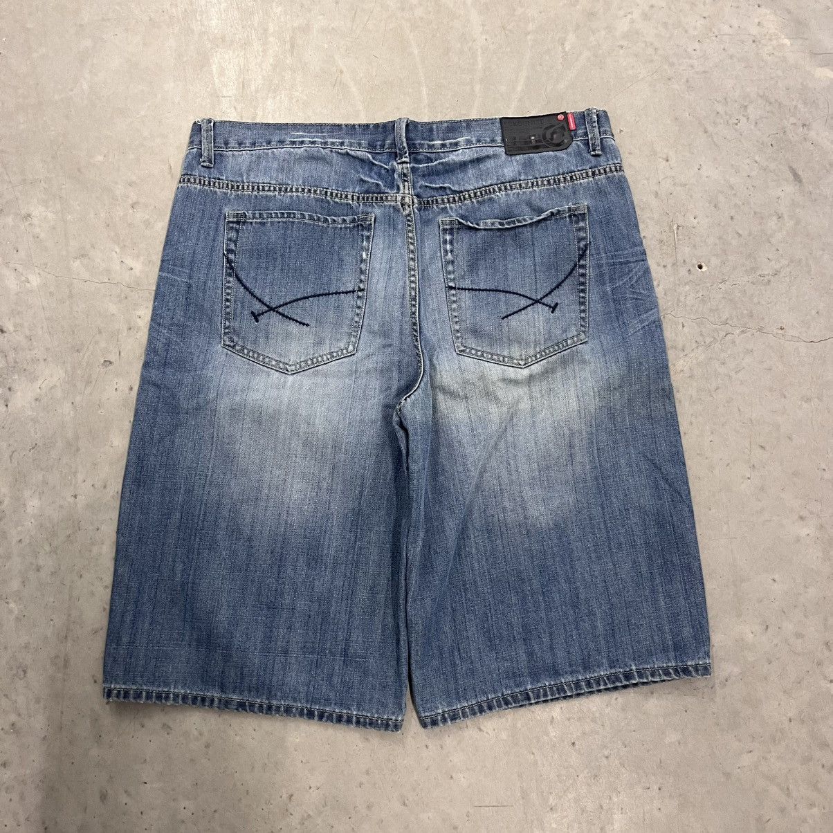 Ecko Unltd. × Vintage Y2K Ecko Untld. baggy skater gothic affliction style jorts Size US 40 / EU 56 - 1 Thumbnail