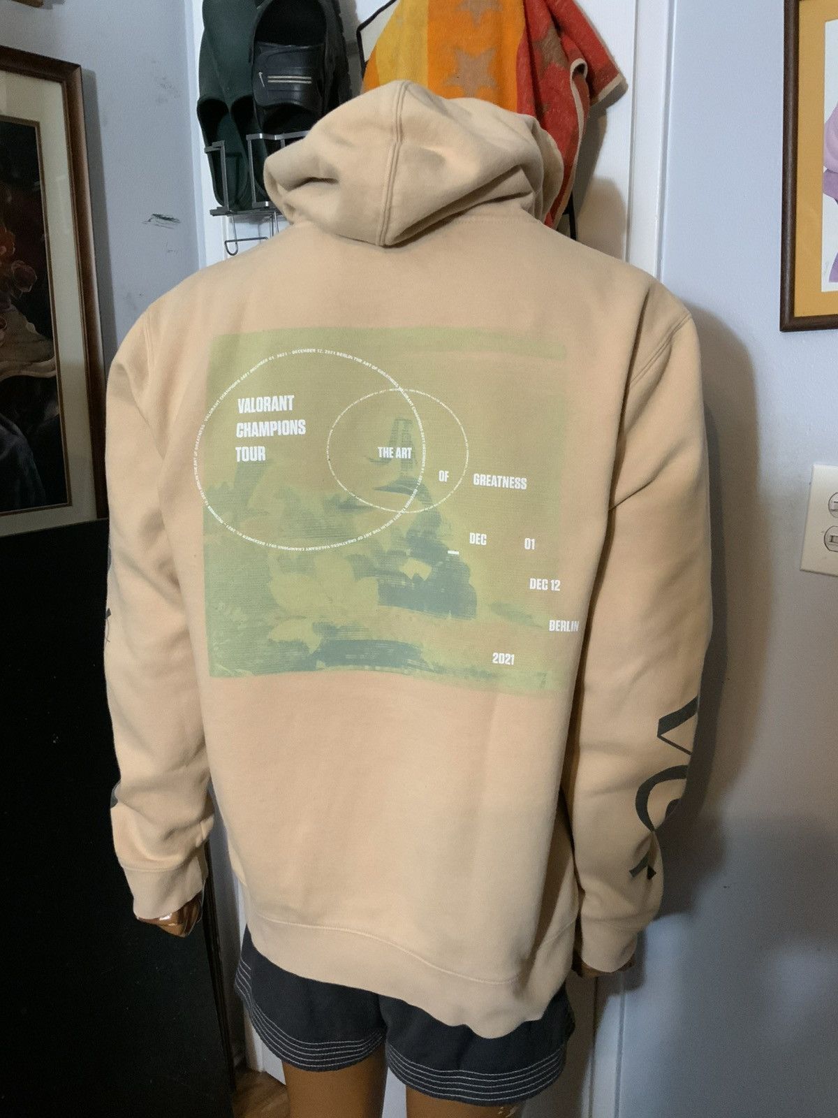 Independent Trading Co. Valorant ‘21 Champions Tour Berlin Riot Games Esports Hoodie Size US L / EU 52-54 / 3 - 13 Thumbnail