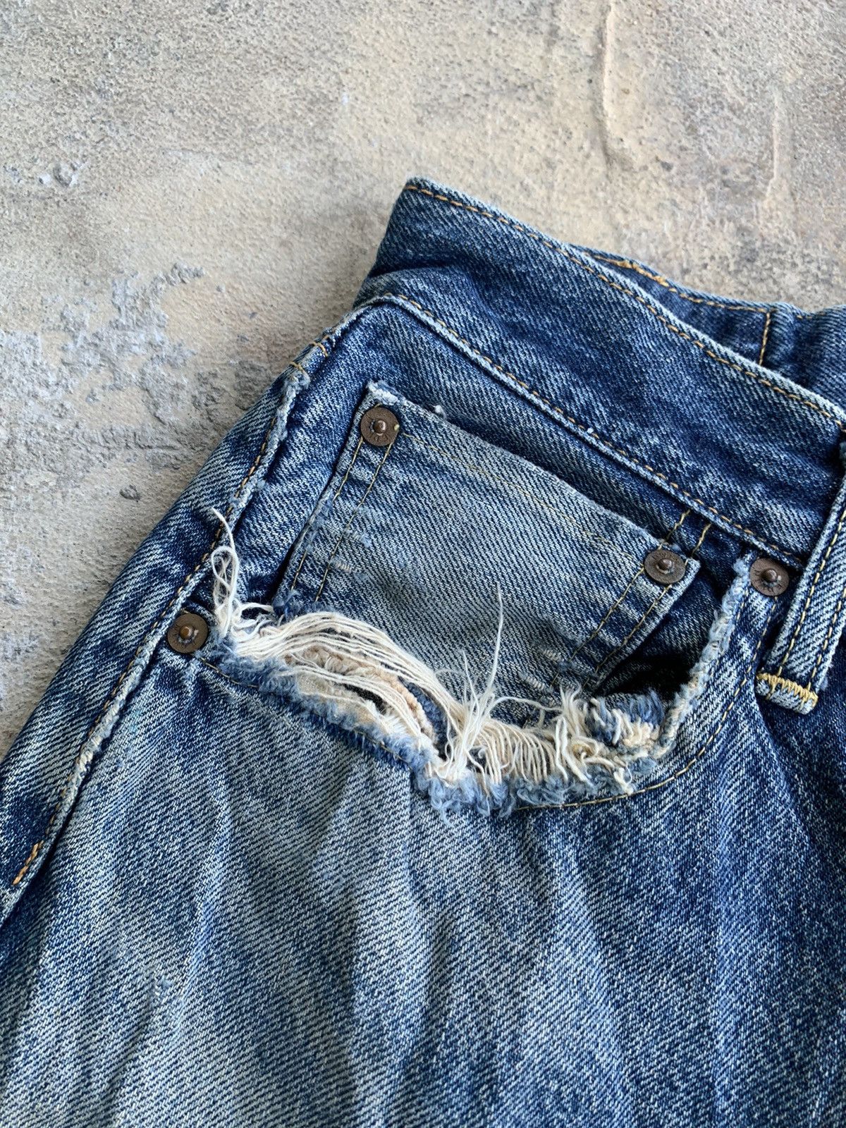 Edwin × If Six Was Nine Vintage Distressed Edwin 505 Redline Selvedge Denim Size US 27 - 15 Thumbnail