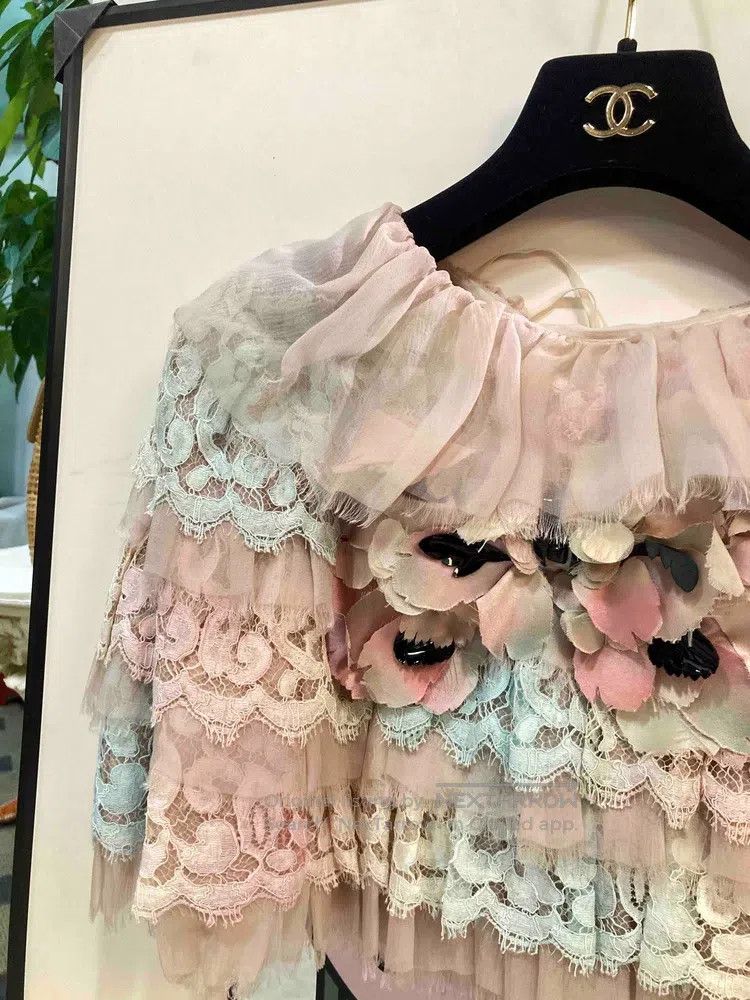Chanel Chanel Roman series dreamy flower embroidered cloak Size XS / US 0-2 / IT 36-38 - 4 Thumbnail