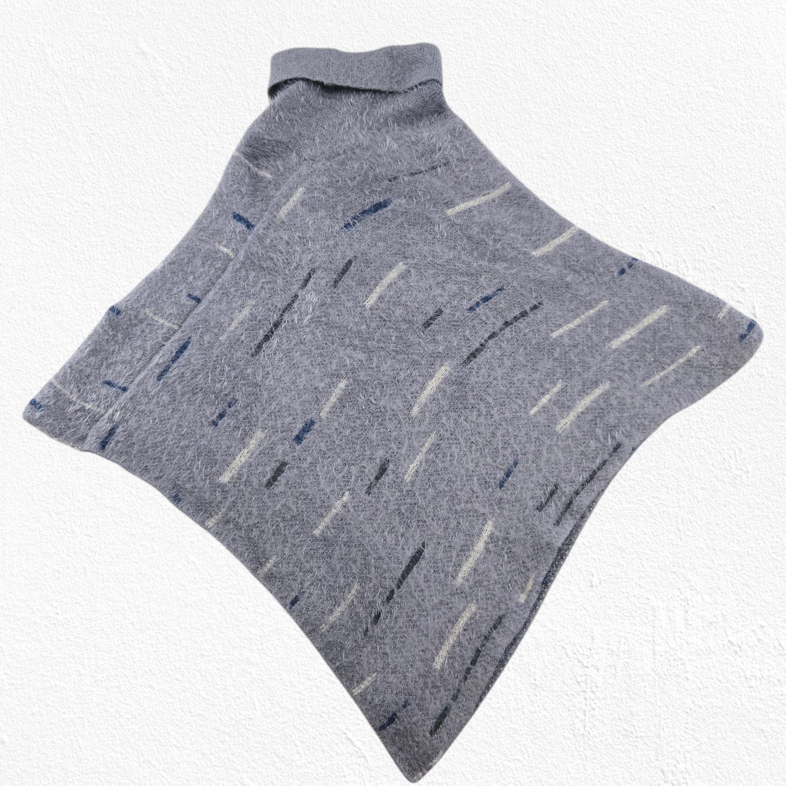 Other Y2K Gray Fuzzy Acrylic Poncho Abstract Dash Pattern One Size Size ONE SIZE - 8 Thumbnail