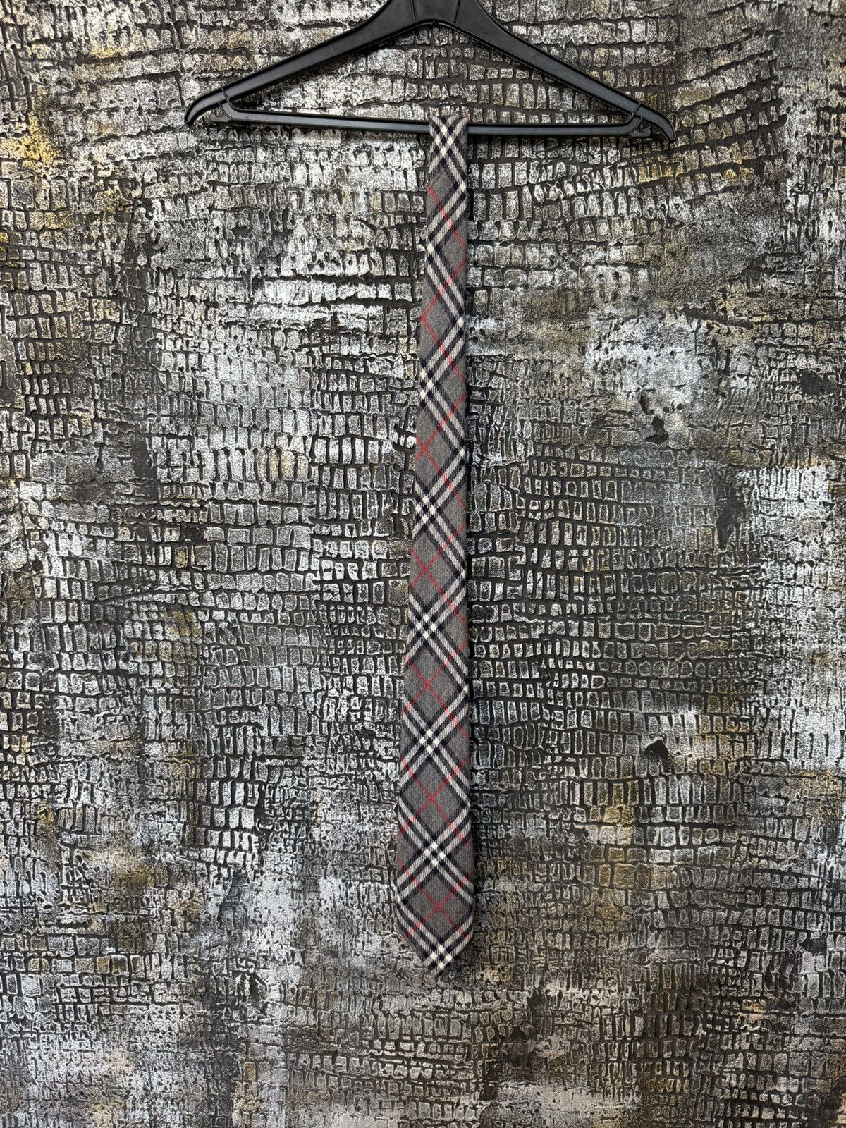 Burberry Burberry Vintage Neck Tie Grey/Red Nova check Pure wool Size ONE SIZE - 6 Thumbnail