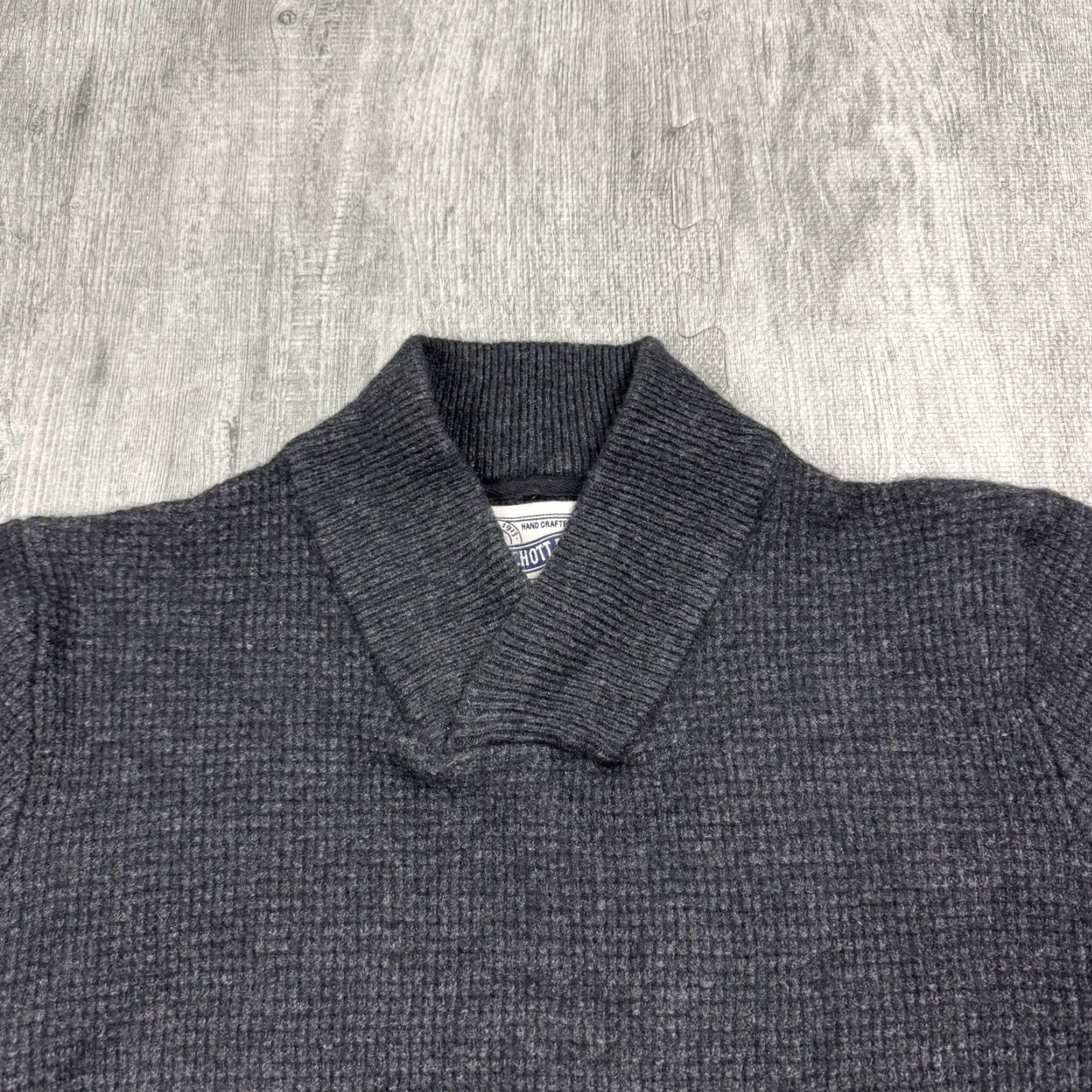 Schott SCHOTT BROS Wool Blend Waffle Knit Sweater Mens L Dark Gray Shawl Collar Pullover Vintage-Style Preppy 20s 30s 40s Theme Size US L / EU 52-54 / 3 - 2 Thumbnail