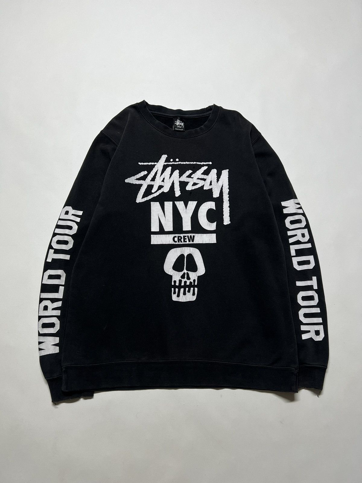 Stussy × Vintage Vintage Y2k Stussy Skull☠️ Thrashed World Tour Sweatshirt 00s Size US L / EU 52-54 / 3 - 4 Thumbnail