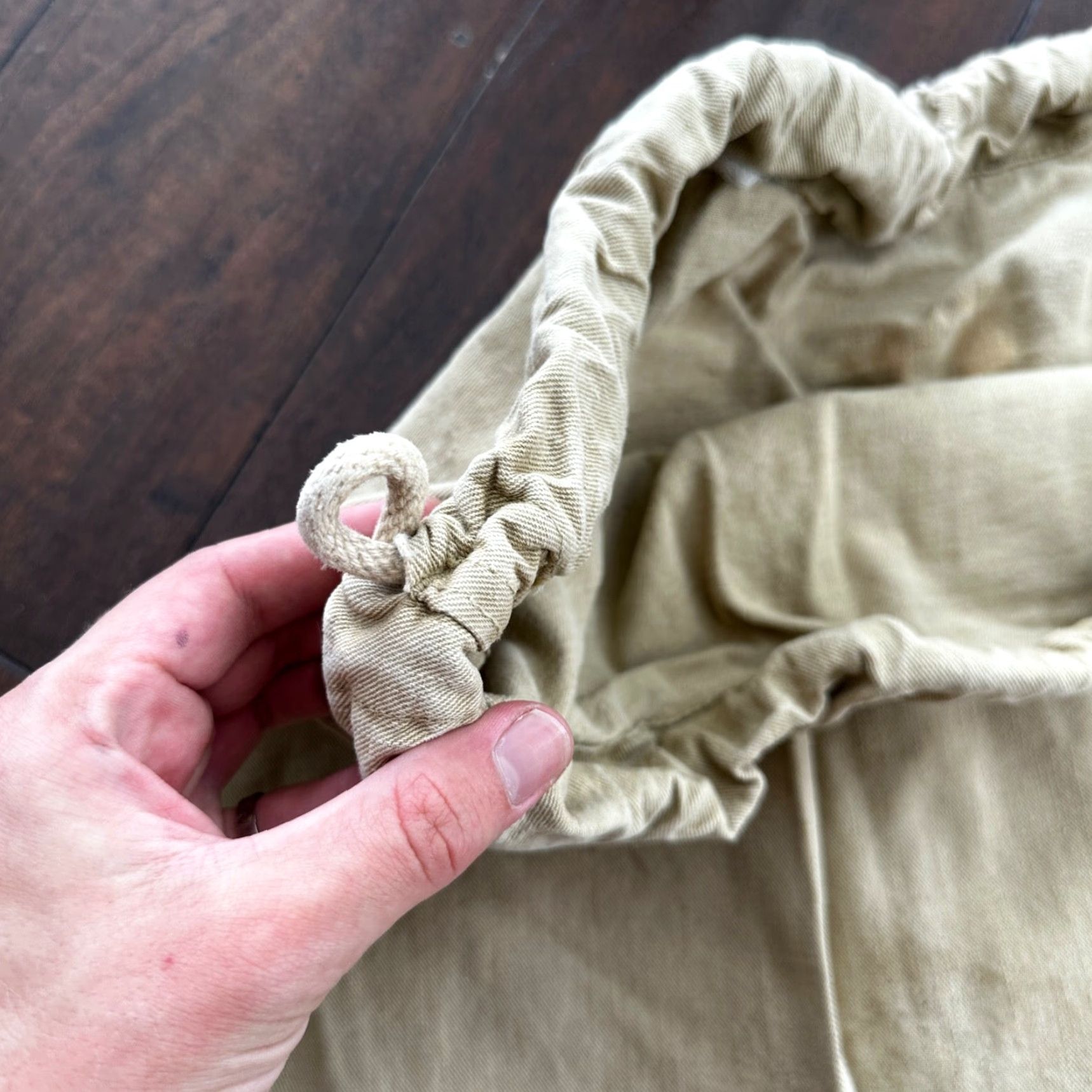 Vintage VINTAGE WWII Military Canvas Garment Laundry Bag 1940s Tan Rare Military Collectible Size ONE SIZE - 7 Thumbnail