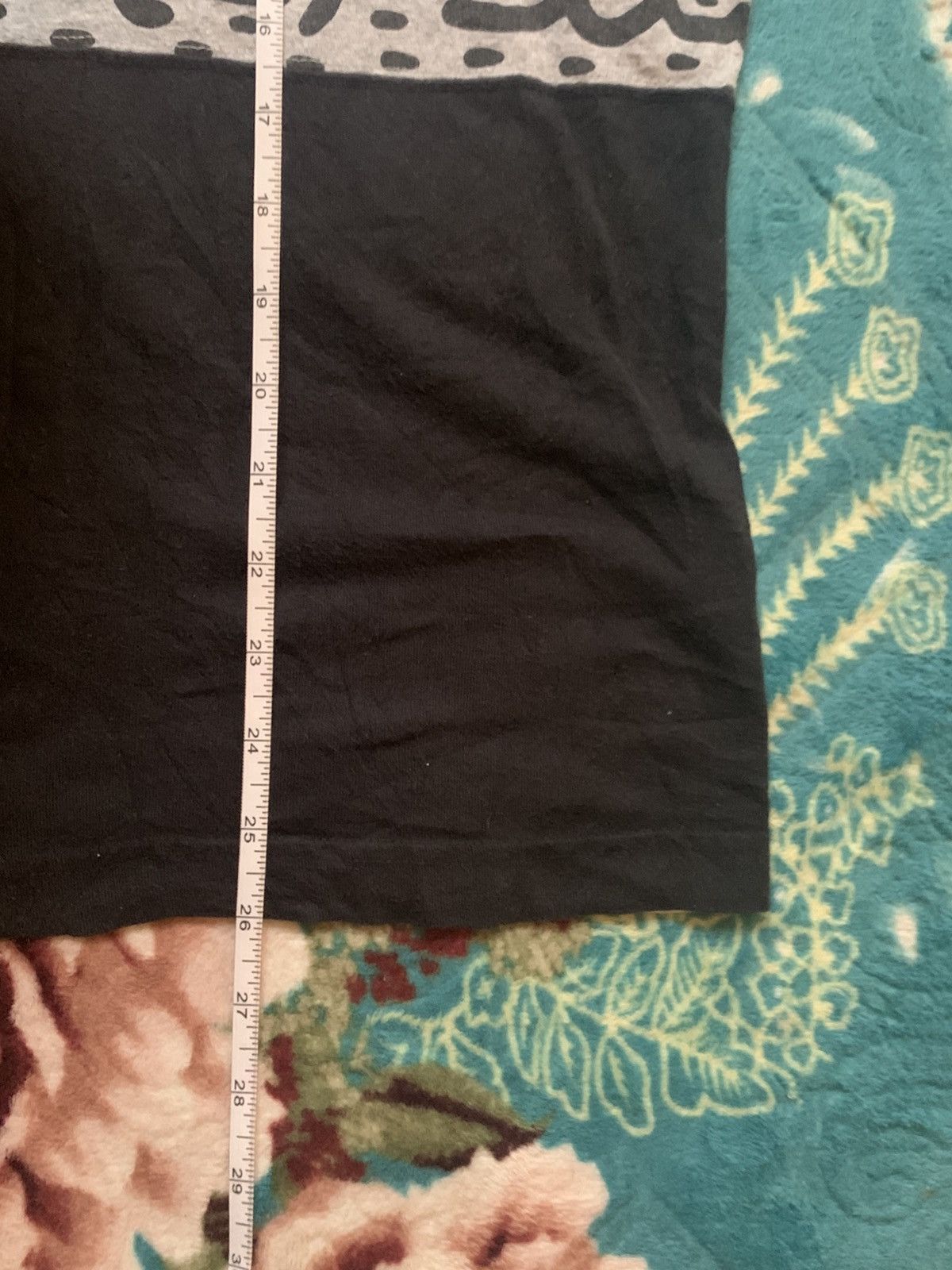 Uniqlo Uniqlo X Keith Haring Size US M / EU 48-50 / 2 - 4 Thumbnail