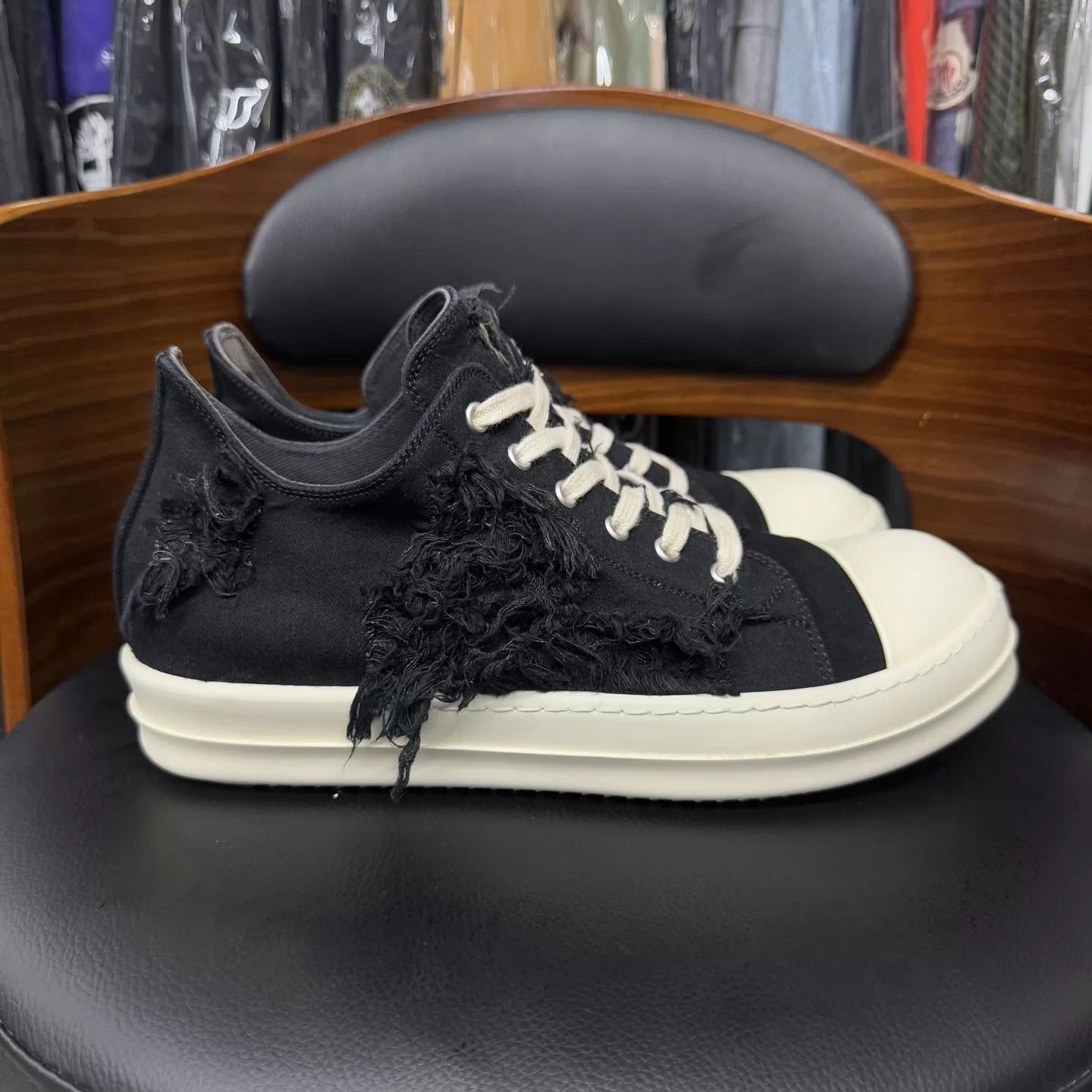 Rick Owens Rick Owens Ro Drkshdw Black Distressed 43 Like New Size US 10 / EU 43 - 4 Thumbnail