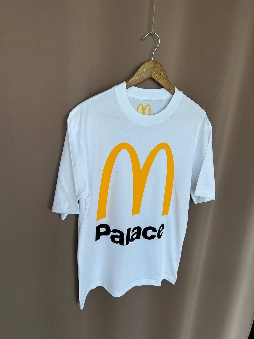 Palace Palace x McDonald's Logo T-Shirt Limited Fashion Size M Size US M / EU 48-50 / 2 - 5 Thumbnail