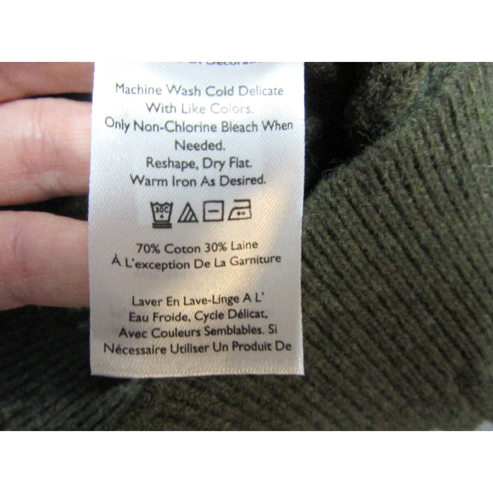 Eddie Bauer VINTAGE: No (but must avoid adding "N/A"); Omit. Sorry. Size US L / EU 52-54 / 3 - 7 Thumbnail
