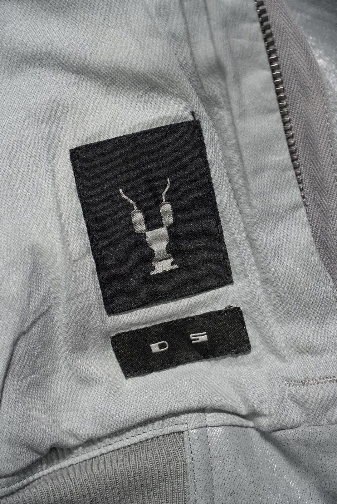 Rick Owens Rick Owens Girders Cropped Bomber Jacket in Silver-Tone Size S / US 4 / IT 40 - 9 Thumbnail