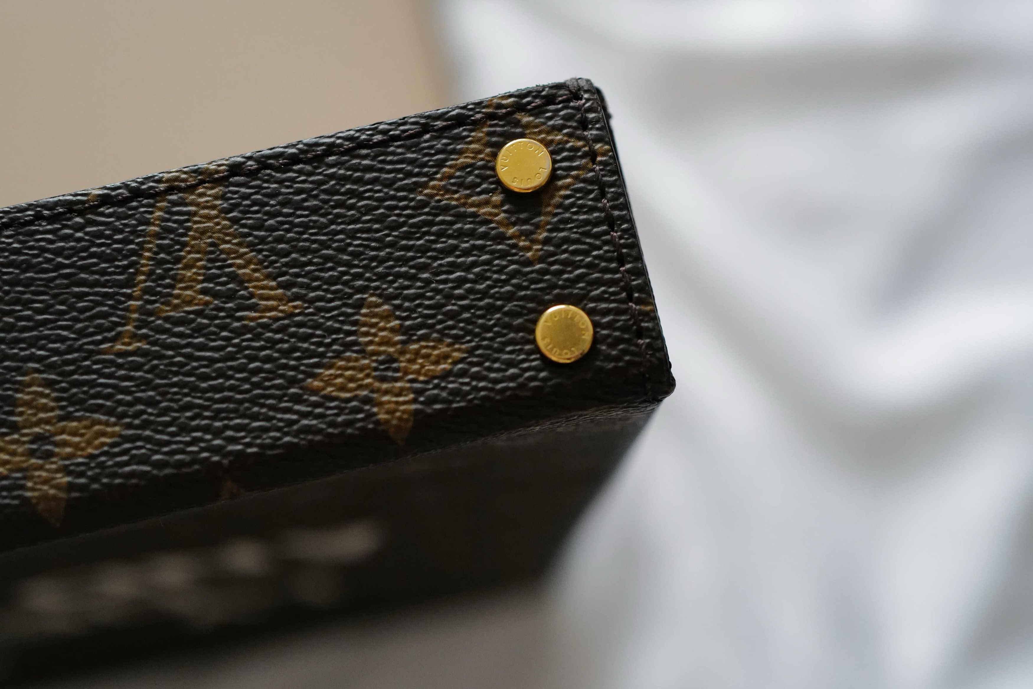 Louis Vuitton Louis Vuitton Pizza Box Case GI0634 Size ONE SIZE - 7 Thumbnail