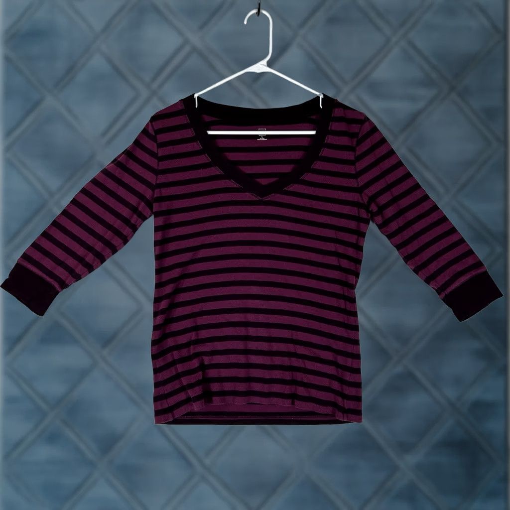 Gap Gap Shirt Womens Large Pink Striped V-Neck 3/4 Sleeve Cotton Tee Size L / US 10 / IT 46 - 1 Thumbnail