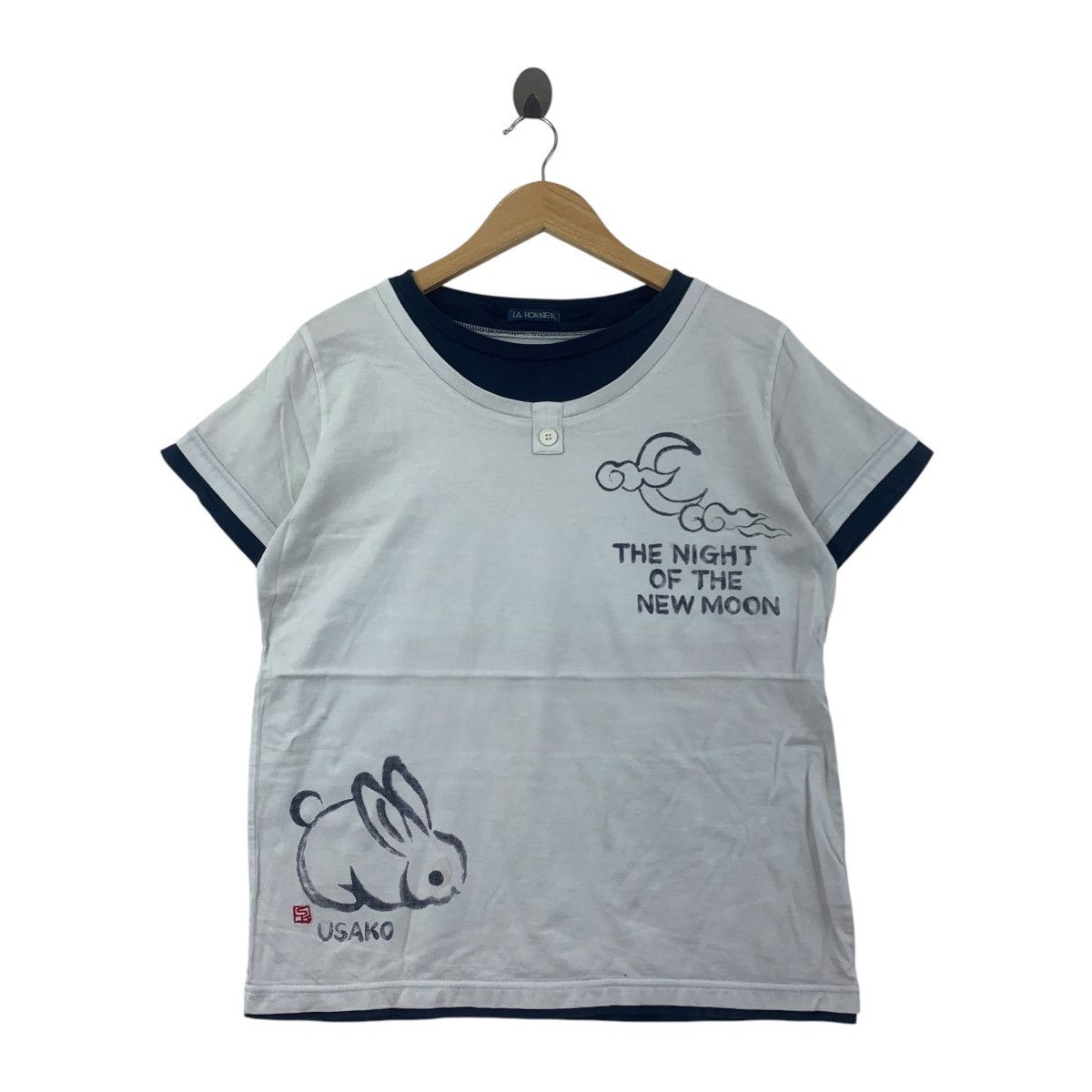 Vintage Vintage LA HORNER USAKO New Moon Rabbit Tee Shirt Top Japan Size M / US 6-8 / IT 42-44 - 1 Thumbnail