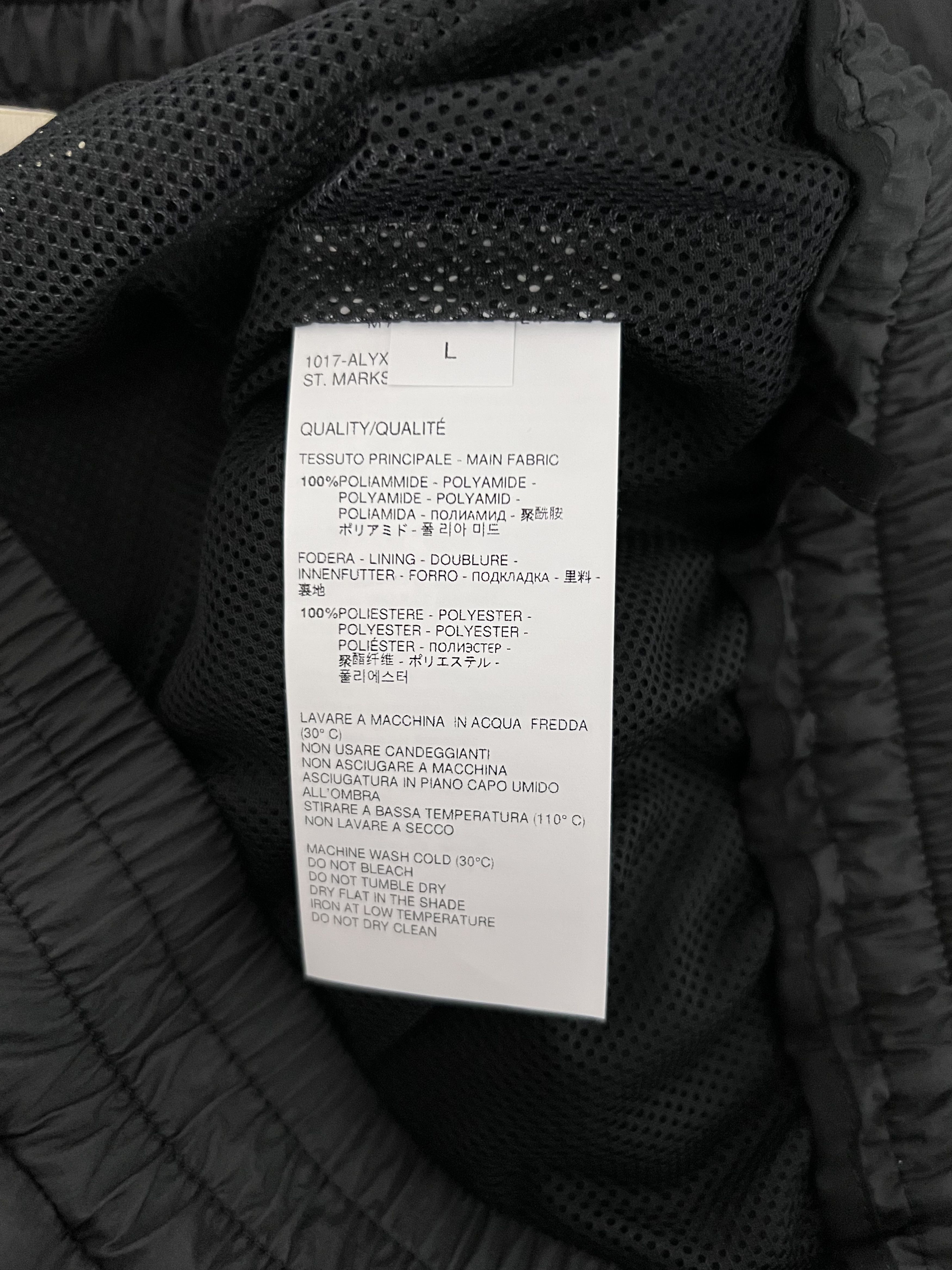 1017 ALYX 9SM 1017 Alyx 9SM Slanted Zip Cargo Track Pants in Black Size US 34 / EU 50 - 8 Thumbnail